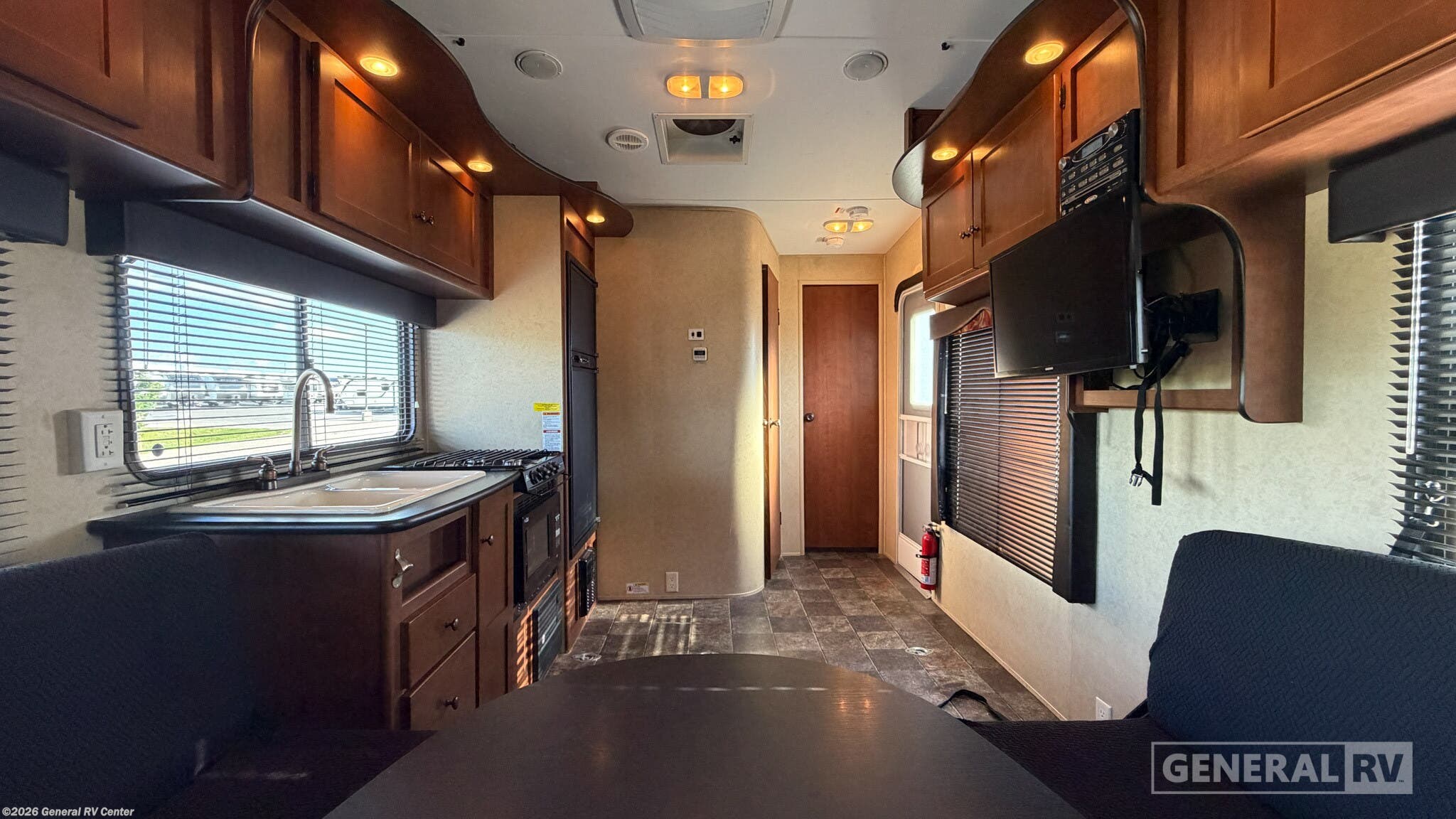 Used 2012 Dutchmen Rubicon 2100 available in Huntley, Illinois