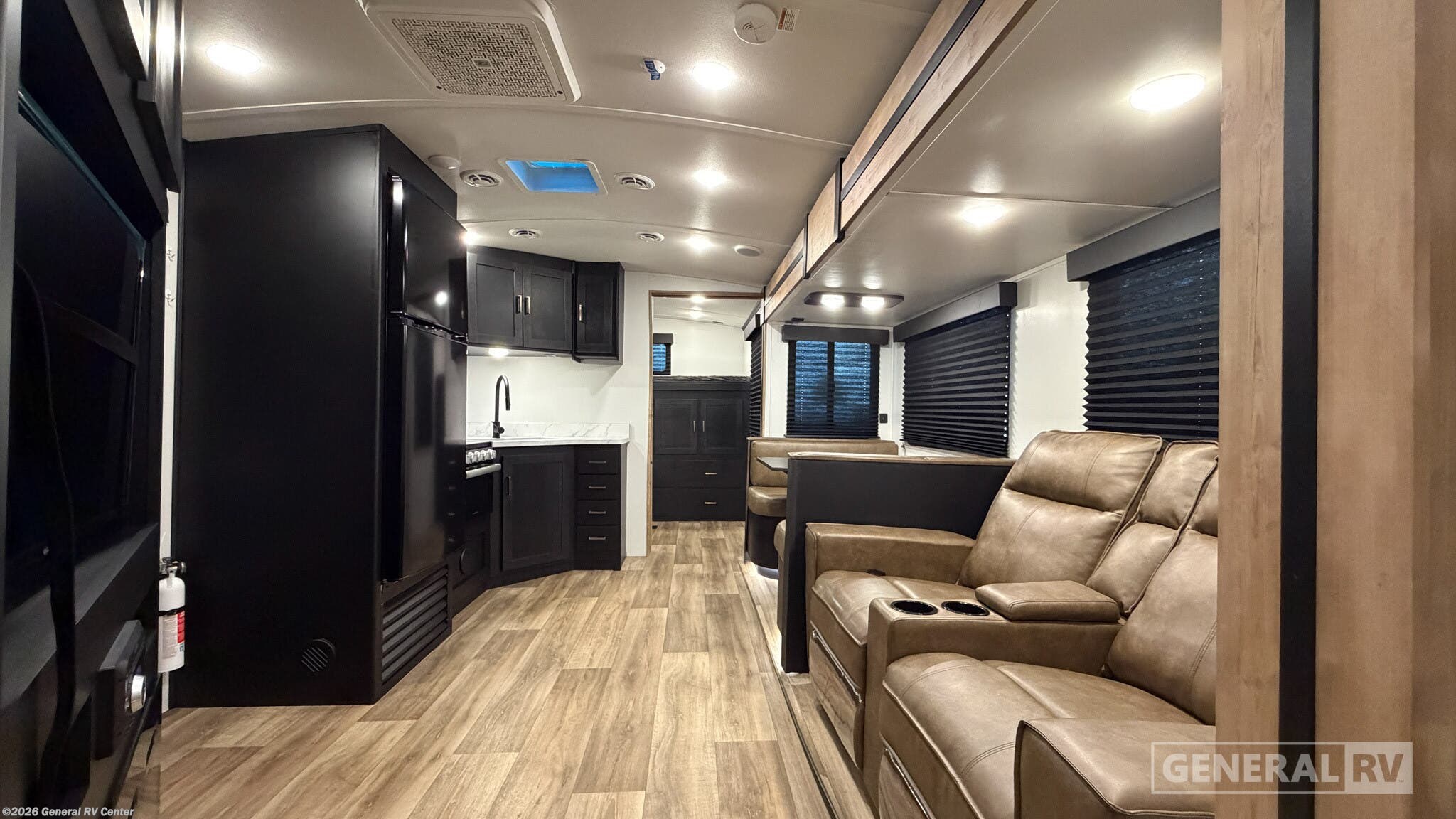 2023 Keystone Outback Ultra Lite 302UBH - Used Travel Trailer For Sale by General RV Center in Huntley, Illinois