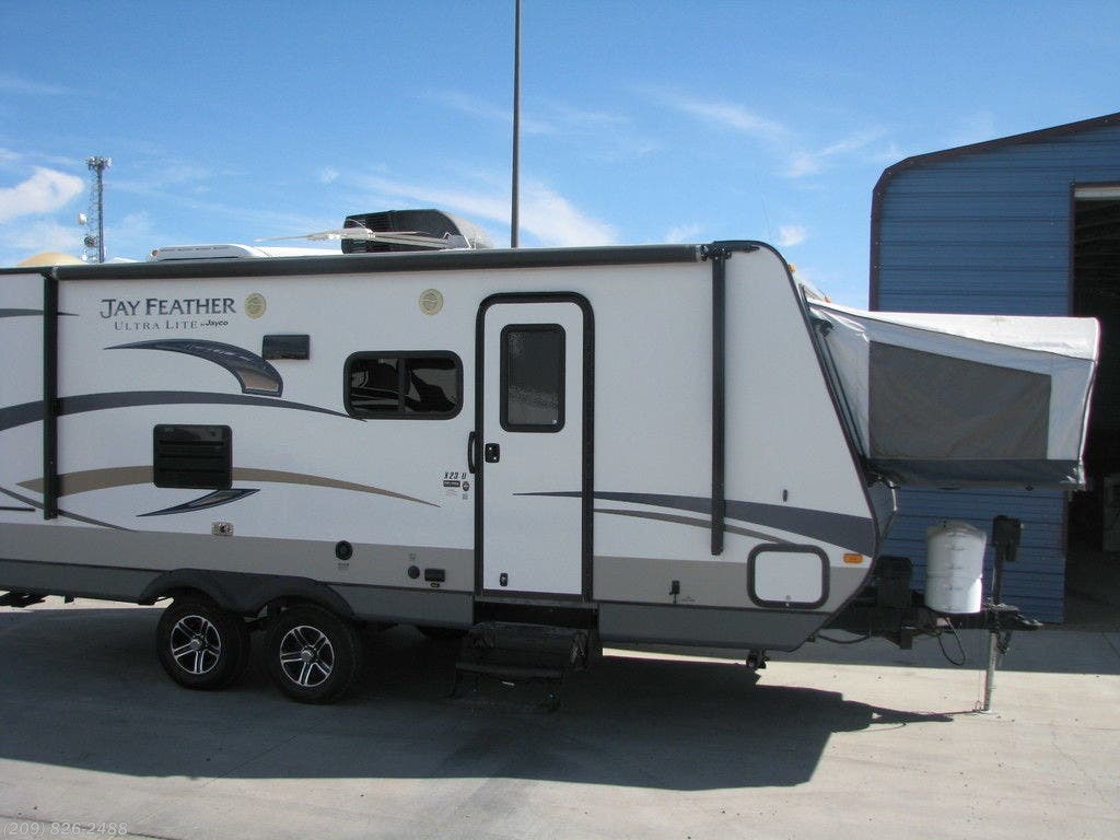 2015 Jayco Jay Feather Ultra Lite X23U RV for Sale in Los Banos, CA 93635 | 7630A | RVUSA.com 2015 Jayco Jay Feather Ultra Lite For Sale