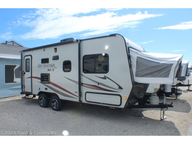 2014 Jayco Jay Feather Ultra Lite 19XUD RV for Sale in Clyde, OH 43410 | 4099 | RVUSA.com 2014 Jayco Jay Feather Ultra Lite X19h