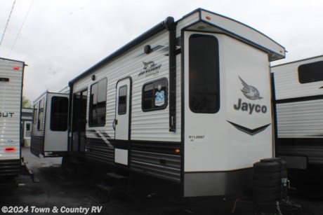 &lt;p class=&quot;MsoNormal&quot;&gt;It&amp;rsquo;s RV show time!&amp;nbsp; You&amp;rsquo;ve been to a show and have seen the &amp;ldquo;sale&amp;rdquo; prices that the dealers are offering.&amp;nbsp; But, how do you really know that getting your best deal?&lt;/p&gt;
&lt;p class=&quot;MsoNormal&quot;&gt;Town and Country RV is a family owned, low-pressure dealership that that would like to help you determine if you&amp;rsquo;re getting the great deal that you were expecting. Call or email us today and tell us what RV that you are interested in and we will happily give you our lowest Out-the-Door Price on any of our new or used RVs.&lt;/p&gt;
&lt;p class=&quot;MsoNormal&quot;&gt;And, unlike many other dealers, our Out-the-Door Price doesn&amp;rsquo;t have any strings attached. Even though we have extremely competitive rates and terms through our many lenders, you are not required to finance through our dealership to receive our best price. Many other dealers require you to take a much higher rate loan to get their best price.&amp;nbsp; Over time that can cost you thousands of dollars!&amp;nbsp;&lt;/p&gt;
&lt;p style=&quot;language: en-US; margin-top: 0pt; margin-bottom: 0pt; margin-left: 0in; text-indent: 0in;&quot;&gt;&lt;span style=&quot;font-size: 14px; font-family: verdana, geneva, sans-serif; font-weight: bold;&quot;&gt;&lt;span style=&quot;font-size: 11.0pt; line-height: 115%; font-family: &#39;Calibri&#39;,sans-serif; mso-fareast-font-family: Aptos; mso-fareast-theme-font: minor-latin; mso-ansi-language: EN-US; mso-fareast-language: EN-US; mso-bidi-language: AR-SA;&quot;&gt;Call or email today&amp;hellip; giving us a few minutes of your time can save you thousands!&lt;/span&gt;&lt;/span&gt;&lt;/p&gt;
&lt;p style=&quot;language: en-US; margin-top: 0pt; margin-bottom: 0pt; margin-left: 0in; text-indent: 0in;&quot;&gt;&amp;nbsp;&lt;/p&gt;
&lt;p style=&quot;language: en-US; margin-top: 0pt; margin-bottom: 0pt; margin-left: 0in; text-indent: 0in;&quot;&gt;&lt;span style=&quot;font-size: 14px; font-family: verdana, geneva, sans-serif; font-weight: bold;&quot;&gt;Options Included in this Price:&lt;/span&gt;&lt;/p&gt;
&lt;p style=&quot;language: en-US; margin-top: 0pt; margin-bottom: 0pt; margin-left: 0in; text-indent: 0in;&quot;&gt;&lt;span style=&quot;font-family: verdana, geneva, sans-serif; font-size: 14px;&quot;&gt;Modern Farmhouse Interior&lt;/span&gt;&lt;/p&gt;
&lt;p style=&quot;language: en-US; margin-top: 0pt; margin-bottom: 0pt; margin-left: 0in; text-indent: 0in;&quot;&gt;&lt;span style=&quot;font-family: verdana, geneva, sans-serif; font-size: 14px;&quot;&gt;Customer Value Package with 15,000 A/C&lt;/span&gt;&lt;/p&gt;
&lt;p style=&quot;language: en-US; margin-top: 0pt; margin-bottom: 0pt; margin-left: 0in; text-indent: 0in;&quot;&gt;&lt;span style=&quot;font-family: verdana, geneva, sans-serif; font-size: 14px;&quot;&gt;Dual Pane Tinted Safety Glass Windows&lt;/span&gt;&lt;/p&gt;
&lt;p style=&quot;language: en-US; margin-top: 0pt; margin-bottom: 0pt; margin-left: 0in; text-indent: 0in;&quot;&gt;&lt;span style=&quot;font-family: verdana, geneva, sans-serif; font-size: 14px;&quot;&gt;Kitchen Countertop Hard Surface&lt;/span&gt;&lt;/p&gt;
&lt;p style=&quot;language: en-US; margin-top: 0pt; margin-bottom: 0pt; margin-left: 0in; text-indent: 0in;&quot;&gt;&lt;span style=&quot;font-family: verdana, geneva, sans-serif; font-size: 14px;&quot;&gt;King Bed&lt;/span&gt;&lt;/p&gt;
&lt;p style=&quot;language: en-US; margin-top: 0pt; margin-bottom: 0pt; margin-left: 0in; text-indent: 0in;&quot;&gt;&amp;nbsp;&lt;/p&gt;
&lt;p style=&quot;language: en-US; margin-top: 0pt; margin-bottom: 0pt; margin-left: 0in; text-indent: 0in; text-align: left;&quot;&gt;&lt;span style=&quot;color: black; font-weight: bold; font-style: normal;&quot;&gt;Specs&lt;/span&gt; &lt;span style=&quot;color: black;&quot;&gt;&lt;br&gt;&lt;/span&gt;&lt;span style=&quot;color: black; font-weight: normal; font-style: normal;&quot;&gt;Length&lt;/span&gt;&lt;span style=&quot;color: black;&quot;&gt; &lt;span style=&quot;mso-tab-count: 2;&quot;&gt;&amp;nbsp; &lt;/span&gt;&lt;/span&gt;&lt;span style=&quot;color: black; font-weight: normal; font-style: normal;&quot;&gt;40&#39;3&quot;&lt;/span&gt;&lt;span style=&quot;color: black;&quot;&gt;&lt;br&gt;&lt;/span&gt;&lt;span style=&quot;color: black; font-weight: normal; font-style: normal;&quot;&gt;Unloaded Weight (lbs)&lt;/span&gt;&lt;span style=&quot;color: black;&quot;&gt;&amp;nbsp; &amp;nbsp;&lt;/span&gt;&lt;span style=&quot;color: black; font-weight: normal; font-style: normal; vertical-align: baseline;&quot;&gt;11,202&lt;/span&gt;&lt;span style=&quot;color: black;&quot;&gt;&lt;br&gt;&lt;/span&gt;&lt;span style=&quot;color: black; font-weight: normal; font-style: normal;&quot;&gt;Carrying Capacity (lbs)&lt;/span&gt;&lt;span style=&quot;color: black;&quot;&gt; &lt;span style=&quot;mso-tab-count: 1;&quot;&gt;&amp;nbsp; 1,798&lt;/span&gt;&lt;/span&gt;&lt;span style=&quot;color: black;&quot;&gt;&lt;br&gt;&lt;/span&gt;&lt;span style=&quot;color: black; font-weight: normal; font-style: normal;&quot;&gt;Sleeping Capacity&lt;/span&gt;&lt;span style=&quot;color: black;&quot;&gt; &lt;span style=&quot;mso-tab-count: 1;&quot;&gt;&amp;nbsp; &lt;/span&gt;4&lt;br&gt;&lt;/span&gt;&lt;span style=&quot;color: black; font-weight: bold; font-style: normal; vertical-align: baseline;&quot;&gt;W&lt;/span&gt;&lt;span style=&quot;color: black; font-weight: bold; font-style: normal;&quot;&gt;arranty&lt;br&gt;2 Year Hitch to Bumper!&lt;/span&gt;&lt;/p&gt;
&lt;p style=&quot;language: en-US; margin-top: 0pt; margin-bottom: 0pt; margin-left: 0in; text-indent: 0in;&quot;&gt;&amp;nbsp;&lt;/p&gt;
&lt;p style=&quot;language: en-US; margin-top: 0pt; margin-bottom: 0pt; margin-left: 0in; text-indent: 0in;&quot;&gt;&lt;span style=&quot;font-size: 14px; font-family: verdana, geneva, sans-serif; color: black; font-weight: bold;&quot;&gt;Town and Country&amp;rsquo;s &amp;ldquo;Out-the-Door Pricing&amp;rdquo;.&lt;/span&gt;&lt;/p&gt;
&lt;p style=&quot;language: en-US; margin-top: 0pt; margin-bottom: 0pt; margin-left: 0in; text-indent: 0in;&quot;&gt;&lt;span style=&quot;font-size: 14px; font-family: verdana, geneva, sans-serif; color: black;&quot;&gt;Unfortunately, many other dealers add on extra fees to their customer&amp;rsquo;s camper purchases at the time of closing, potentially costing the customers hundreds, possibly, thousands of dollars.&amp;nbsp; We do not!&amp;nbsp; &lt;br&gt;The best way to protect yourself from this happening to you is to ask for the dealer&amp;rsquo;s &amp;ldquo;Out-the-Door Price&amp;rdquo;.&amp;nbsp;&amp;nbsp; Town and Country RV will always be happy to give you our &amp;ldquo;Out-the-Door price&amp;rdquo;! &lt;/span&gt;&lt;/p&gt;