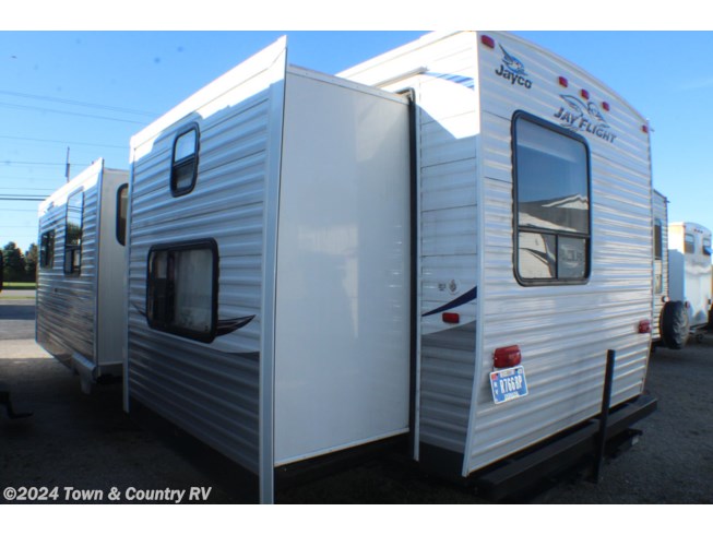 2012 Jayco Jay Flight 32BHDS - Used Travel Trailer For Sale by Town & Country RV in Clyde, Ohio