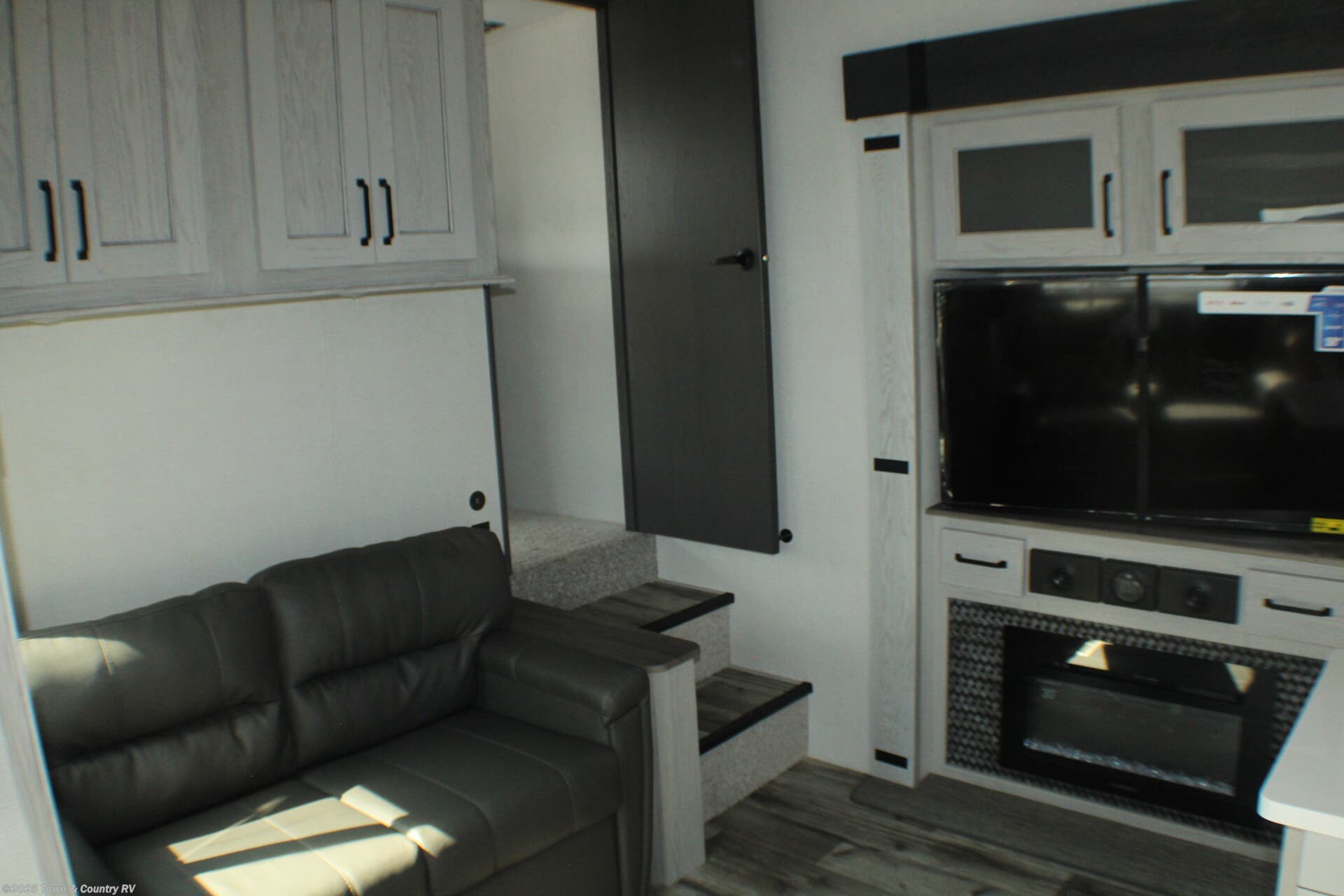 2024 Keystone Montana High Country 351BH RV for Sale in Clyde, OH 43410