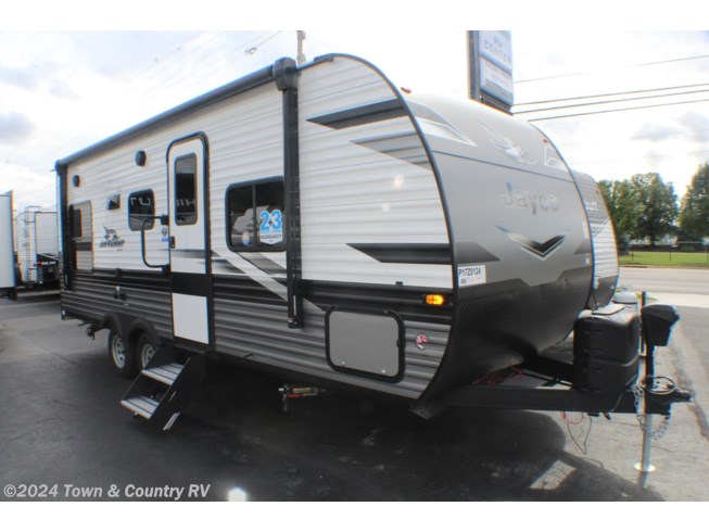 New 2023 Jayco Jay Flight 212QB available in Clyde, Ohio