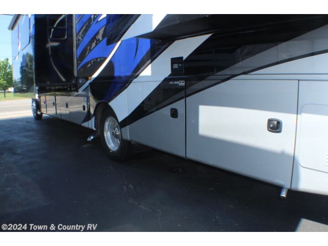 2022 Seneca 37L by Jayco from Town & Country RV in Clyde, Ohio