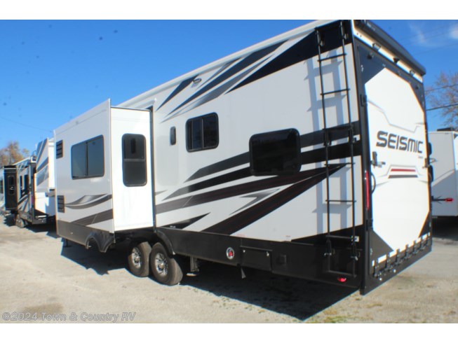 2023 Jayco Seismic 359 - New Toy Hauler For Sale by Town & Country RV in Clyde, Ohio