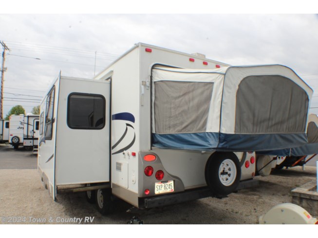 2010 Jayco Jay Feather EXP 21M - Used Expandable Trailer For Sale by Town & Country RV in Clyde, Ohio
