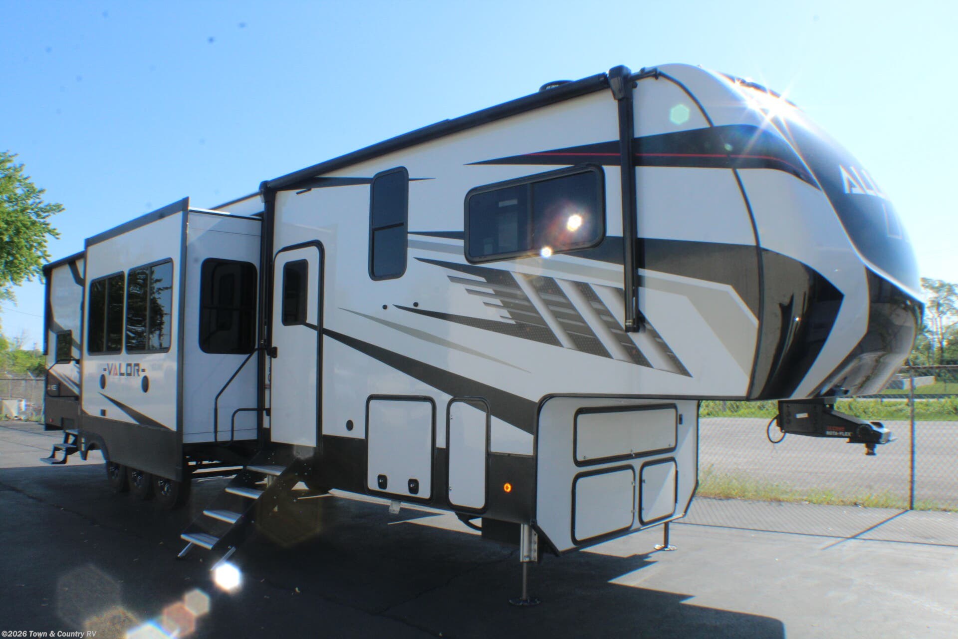 2022 Alliance RV Valor 41V15 RV for Sale in Clyde, OH 43410 6223