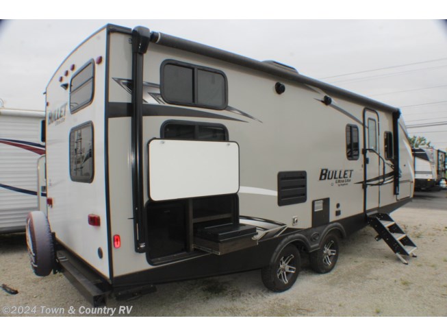 2021 Bullet Ultra Lite 243BHS by Keystone from Town & Country RV in Clyde, Ohio