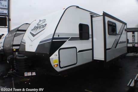 &lt;p class=&quot;MsoNormal&quot;&gt;It&amp;rsquo;s RV show time!&amp;nbsp; You&amp;rsquo;ve been to a show and have seen the &amp;ldquo;sale&amp;rdquo; prices that the dealers are offering.&amp;nbsp; But, how do you really know that getting your best deal?&lt;/p&gt;
&lt;p class=&quot;MsoNormal&quot;&gt;Town and Country RV is a family owned, low-pressure dealership that that would like to help you determine if you&amp;rsquo;re getting the great deal that you were expecting. Call or email us today and tell us what RV that you are interested in and we will happily give you our lowest Out-the-Door Price on any of our new or used RVs.&lt;/p&gt;
&lt;p class=&quot;MsoNormal&quot;&gt;And, unlike many other dealers, our Out-the-Door Price doesn&amp;rsquo;t have any strings attached. Even though we have extremely competitive rates and terms through our many lenders, you are not required to finance through our dealership to receive our best price. Many other dealers require you to take a much higher rate loan to get their best price.&amp;nbsp; Over time that can cost you thousands of dollars!&amp;nbsp;&lt;/p&gt;
&lt;p style=&quot;language: en-US; margin-top: 0pt; margin-bottom: 0pt; margin-left: 0in; text-indent: 0in;&quot;&gt;&lt;span style=&quot;font-size: 14px; font-family: verdana, geneva, sans-serif; font-weight: bold;&quot;&gt;&lt;span style=&quot;font-size: 11.0pt; line-height: 115%; font-family: &#39;Calibri&#39;,sans-serif; mso-fareast-font-family: Aptos; mso-fareast-theme-font: minor-latin; mso-ansi-language: EN-US; mso-fareast-language: EN-US; mso-bidi-language: AR-SA;&quot;&gt;Call or email today&amp;hellip; giving us a few minutes of your time can save you thousands!&lt;/span&gt;&lt;/span&gt;&lt;/p&gt;
&lt;p style=&quot;language: en-US; margin-top: 0pt; margin-bottom: 0pt; margin-left: 0in; text-indent: 0in;&quot;&gt;&amp;nbsp;&lt;/p&gt;
&lt;p style=&quot;language: en-US; margin-top: 0pt; margin-bottom: 0pt; margin-left: 0in; text-indent: 0in;&quot;&gt;&lt;span style=&quot;font-size: 14px; font-family: verdana, geneva, sans-serif; font-weight: bold;&quot;&gt;Included in this Price:&lt;/span&gt;&lt;/p&gt;
&lt;p style=&quot;language: en-US; margin-top: 0pt; margin-bottom: 0pt; margin-left: 0in; text-indent: 0in;&quot;&gt;&lt;span style=&quot;font-family: verdana, geneva, sans-serif; font-size: 14px; text-indent: 0in;&quot;&gt;Modern Farmhouse Interior&lt;/span&gt;&lt;/p&gt;
&lt;p style=&quot;language: en-US; margin-top: 0pt; margin-bottom: 0pt; margin-left: 0in; text-indent: 0in;&quot;&gt;&lt;span style=&quot;font-family: verdana, geneva, sans-serif; font-size: 14px; text-indent: 0in;&quot;&gt;Customer Value Package&lt;/span&gt;&lt;/p&gt;
&lt;p style=&quot;language: en-US; margin-top: 0pt; margin-bottom: 0pt; margin-left: 0in; text-indent: 0in;&quot;&gt;&lt;span style=&quot;font-family: verdana, geneva, sans-serif; font-size: 14px; text-indent: 0in;&quot;&gt;Jay Sport Package&lt;/span&gt;&lt;/p&gt;
&lt;p style=&quot;language: en-US; margin-top: 0pt; margin-bottom: 0pt; margin-left: 0in; text-indent: 0in;&quot;&gt;&amp;nbsp;&lt;/p&gt;
&lt;p style=&quot;margin-top: 0pt; margin-bottom: 0pt; margin-left: 0in; text-indent: 0in;&quot;&gt;&lt;span style=&quot;font-family: verdana, geneva, sans-serif; font-size: 14px;&quot;&gt;&lt;span style=&quot;font-weight: bold;&quot;&gt;Specs&lt;/span&gt; &lt;br&gt;Length&amp;nbsp; &amp;nbsp;26&#39;0&quot;&lt;br&gt;Unloaded Weight (lbs)&amp;nbsp; &amp;nbsp;5,200&lt;br&gt;Carrying Capacity (lbs) &amp;nbsp; 1,300&lt;br&gt;Sleeping Capacity&amp;nbsp; &amp;nbsp;4&lt;/span&gt;&lt;/p&gt;
&lt;p style=&quot;margin-top: 0pt; margin-bottom: 0pt; margin-left: 0in; text-indent: 0in;&quot;&gt;&lt;span style=&quot;font-family: verdana, geneva, sans-serif; font-size: 14px;&quot;&gt;&lt;br&gt;&lt;span style=&quot;font-weight: bold; vertical-align: baseline;&quot;&gt;W&lt;/span&gt;&lt;span style=&quot;font-weight: bold;&quot;&gt;arranty&lt;br&gt;2 Year Hitch to Bumper&lt;/span&gt;&lt;/span&gt;&lt;/p&gt;
&lt;p style=&quot;language: en-US; margin-top: 0pt; margin-bottom: 0pt; margin-left: 0in; text-indent: 0in;&quot;&gt;&lt;span style=&quot;font-size: 14px; font-family: verdana, geneva, sans-serif; color: black; font-weight: bold;&quot;&gt;Town and Country&amp;rsquo;s &amp;ldquo;Out-the-Door Pricing&amp;rdquo;.&lt;/span&gt;&lt;/p&gt;
&lt;p style=&quot;language: en-US; margin-top: 0pt; margin-bottom: 0pt; margin-left: 0in; text-indent: 0in;&quot;&gt;&lt;span style=&quot;font-size: 14px; font-family: verdana, geneva, sans-serif; color: black;&quot;&gt;Unfortunately, many other dealers add on extra fees to their customer&amp;rsquo;s camper purchases at the time of closing, potentially costing the customers hundreds, possibly, thousands of dollars.&amp;nbsp; We do not!&amp;nbsp; &lt;br&gt;The best way to protect yourself from this happening to you is to ask for the dealer&amp;rsquo;s &amp;ldquo;Out-the-Door Price&amp;rdquo;.&amp;nbsp;&amp;nbsp; Town and Country RV will always be happy to give you our &amp;ldquo;Out-the-Door price&amp;rdquo;!&lt;/span&gt;&lt;/p&gt;