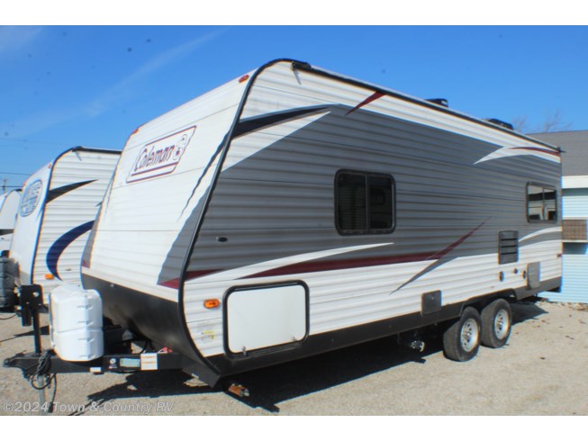 2019 Dutchmen Coleman 202RD - Used Travel Trailer For Sale by Town & Country RV in Clyde, Ohio