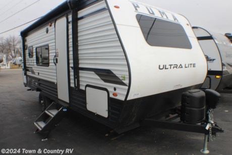 &lt;p class=&quot;MsoNormal&quot;&gt;It&amp;rsquo;s RV show time!&amp;nbsp; You&amp;rsquo;ve been to a show and have seen the &amp;ldquo;sale&amp;rdquo; prices that the dealers are offering.&amp;nbsp; But, how do you really know that getting your best deal?&lt;/p&gt;
&lt;p class=&quot;MsoNormal&quot;&gt;Town and Country RV is a family owned, low-pressure dealership that that would like to help you determine if you&amp;rsquo;re getting the great deal that you were expecting. Call or email us today and tell us what RV that you are interested in and we will happily give you our lowest Out-the-Door Price on any of our new or used RVs.&lt;/p&gt;
&lt;p class=&quot;MsoNormal&quot;&gt;And, unlike many other dealers, our Out-the-Door Price doesn&amp;rsquo;t have any strings attached. Even though we have extremely competitive rates and terms through our many lenders, you are not required to finance through our dealership to receive our best price. Many other dealers require you to take a much higher rate loan to get their best price.&amp;nbsp; Over time that can cost you thousands of dollars!&amp;nbsp;&lt;/p&gt;
&lt;p class=&quot;MsoNormal&quot;&gt;Call or email today&amp;hellip; giving us a few minutes of your time can save you thousands!&amp;nbsp;&amp;nbsp;&amp;nbsp; &amp;nbsp; &amp;nbsp;&lt;/p&gt;
&lt;p style=&quot;margin-top: 0pt; margin-bottom: 0pt; margin-left: 0in; text-indent: 0in; font-size: 13pt; font-family: Calibri; font-weight: bold;&quot;&gt;&lt;span style=&quot;font-size: 14px; font-family: verdana, geneva, sans-serif;&quot;&gt;Included in this Price:&lt;/span&gt;&lt;/p&gt;
&lt;p style=&quot;margin-top: 0pt; margin-bottom: 0pt; margin-left: 0in; text-indent: 0in; font-size: 11pt; font-family: Calibri; vertical-align: baseline;&quot;&gt;&lt;span style=&quot;font-size: 14px; vertical-align: baseline; font-family: verdana, geneva, sans-serif;&quot;&gt;Ultra Lite Package&lt;/span&gt;&lt;/p&gt;
&lt;p style=&quot;margin-top: 0pt; margin-bottom: 0pt; margin-left: 0in; text-indent: 0in; font-size: 11pt; font-family: Calibri; vertical-align: baseline;&quot;&gt;&lt;span style=&quot;font-size: 14px; vertical-align: baseline; font-family: verdana, geneva, sans-serif;&quot;&gt;Ultra Leader Package&lt;/span&gt;&lt;/p&gt;
&lt;p style=&quot;margin-top: 0pt; margin-bottom: 0pt; margin-left: 0in; text-indent: 0in; font-size: 11pt; font-family: Calibri; vertical-align: baseline;&quot;&gt;&lt;span style=&quot;font-size: 14px; vertical-align: baseline; font-family: verdana, geneva, sans-serif;&quot;&gt;Carbon Monoxide Detector&lt;/span&gt;&lt;/p&gt;
&lt;p style=&quot;margin-top: 0pt; margin-bottom: 0pt; margin-left: 0in; text-indent: 0in; font-size: 11pt; font-family: Calibri; vertical-align: baseline;&quot;&gt;&amp;nbsp;&lt;/p&gt;
&lt;p style=&quot;margin-top: 0pt; margin-bottom: 0pt; margin-left: 0in; text-indent: 0in; font-size: 13pt; font-family: Calibri; font-weight: bold;&quot;&gt;&lt;span style=&quot;font-family: verdana, geneva, sans-serif; font-size: 14px;&quot;&gt;Specs &lt;br&gt;&lt;span style=&quot;font-weight: normal;&quot;&gt;Length&lt;/span&gt;&amp;nbsp; &amp;nbsp;24&lt;span style=&quot;font-weight: normal;&quot;&gt;&#39;0&quot;&lt;/span&gt;&lt;br&gt;&lt;span style=&quot;font-weight: normal;&quot;&gt;Unloaded Weight (lbs)&lt;/span&gt;&amp;nbsp; 4,018&lt;/span&gt;&lt;/p&gt;
&lt;p style=&quot;margin-top: 0pt; margin-bottom: 0pt; margin-left: 0in; text-indent: 0in; font-size: 13pt; font-family: Calibri; font-weight: bold;&quot;&gt;&lt;span style=&quot;font-family: verdana, geneva, sans-serif; font-size: 14px;&quot;&gt;&lt;span style=&quot;font-weight: normal;&quot;&gt;Carrying Capacity (lbs)&lt;/span&gt;&amp;nbsp; 1,497&lt;br&gt;&lt;span style=&quot;font-weight: normal;&quot;&gt;Sleeping Capacity&lt;/span&gt;&amp;nbsp; &amp;nbsp;6&lt;br&gt;&lt;span style=&quot;vertical-align: baseline;&quot;&gt;W&lt;/span&gt;arranty&lt;br&gt;2 Year Hitch to Bumper! &lt;/span&gt;&lt;/p&gt;
&lt;p style=&quot;margin-top: 0pt; margin-bottom: 0pt; margin-left: 0in; text-indent: 0in; font-size: 13pt; font-family: Calibri; font-weight: bold;&quot;&gt;&amp;nbsp;&lt;/p&gt;
&lt;p style=&quot;margin-top: 0pt; margin-bottom: 0pt; margin-left: 0in; text-indent: 0in; font-size: 11pt; font-family: Calibri; font-weight: bold;&quot;&gt;&lt;span style=&quot;font-size: 14px; font-family: verdana, geneva, sans-serif;&quot;&gt;Town and Country&amp;rsquo;s &amp;ldquo;Out-the-Door Pricing&amp;rdquo;.&lt;/span&gt;&lt;/p&gt;
&lt;p style=&quot;margin-top: 0pt; margin-bottom: 0pt; margin-left: 0in; text-indent: 0in; font-size: 11pt; font-family: Calibri;&quot;&gt;&lt;span style=&quot;font-size: 14px; font-family: verdana, geneva, sans-serif;&quot;&gt;Unfortunately, many other dealers add on extra fees to their customer&amp;rsquo;s camper purchases at the time of closing, potentially costing the customers hundreds, possibly, thousands of dollars.&amp;nbsp; We do not!&amp;nbsp; &lt;br&gt;The best way to protect yourself from this happening to you is to ask for the dealer&amp;rsquo;s &amp;ldquo;Out-the-Door Price&amp;rdquo;.&amp;nbsp;&amp;nbsp; Town and Country RV will always be happy to give you our &amp;ldquo;Out-the-Door price&amp;rdquo;!&amp;nbsp;&lt;/span&gt;&lt;/p&gt;
&lt;p style=&quot;margin-top: 0pt; margin-bottom: 0pt; margin-left: 0in; text-indent: 0in; font-size: 11pt; font-family: Calibri; vertical-align: baseline;&quot;&gt;&amp;nbsp;&lt;/p&gt;