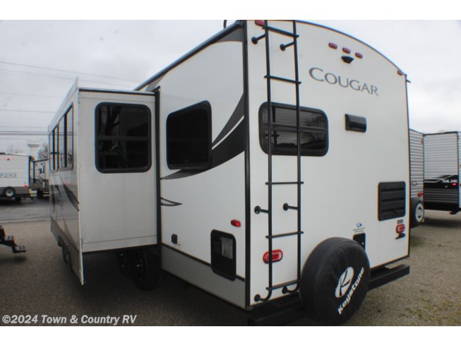 2020 Keystone Cougar Half-Ton 26RKS - Used Travel Trailer For Sale by Town & Country RV in Clyde, Ohio