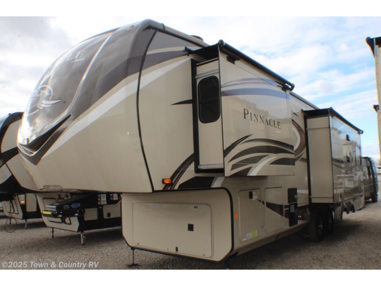 2021 Jayco Pinnacle 32RLTS RV for Sale in Clyde, OH 43410 | 6643 ...