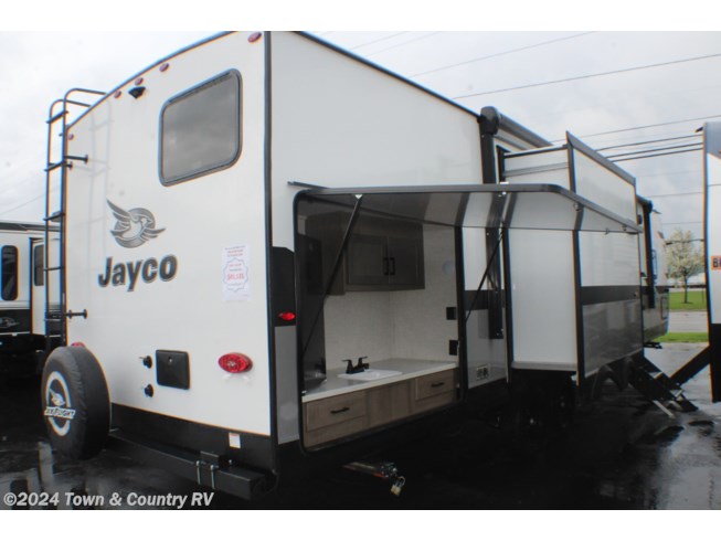 2024 Jay Flight 331BTS by Jayco from Town & Country RV in Clyde, Ohio