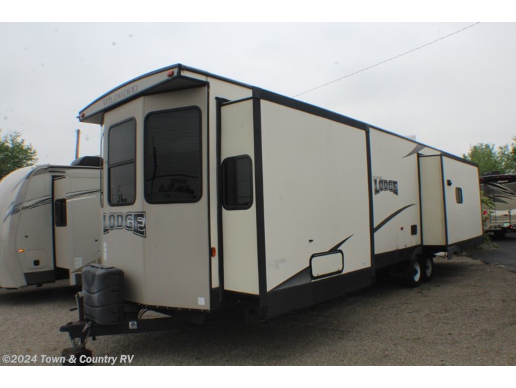 Used 2015 Forest River Wildwood Lodge 393RLT available in Clyde, Ohio