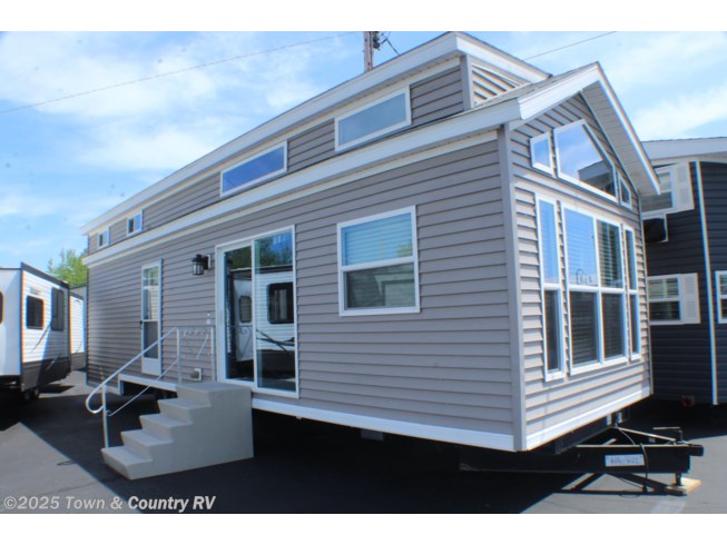 Woodland Park Park Models for | Sale Clyde, Ohio | Town & Country