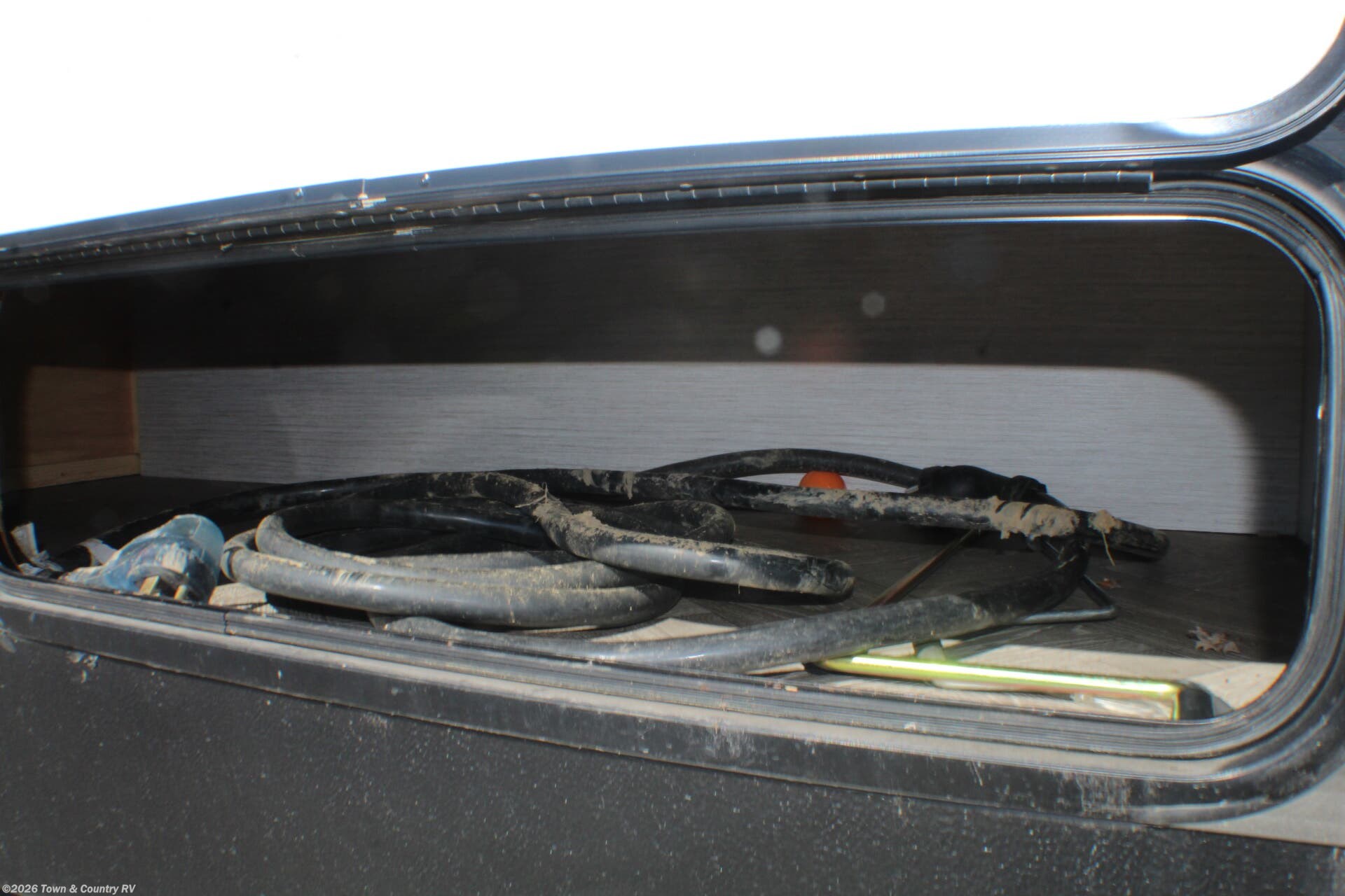 2022 28DBFQ by Palomino from Town & Country RV in Clyde, Ohio