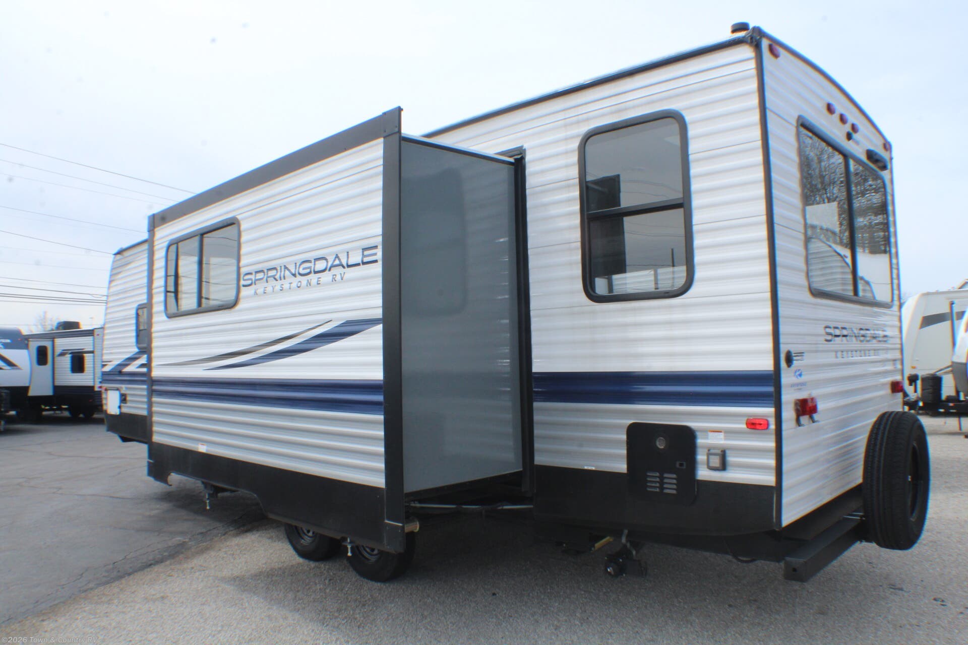 2023 Keystone Springdale 281RK - Used Travel Trailer For Sale by Town & Country RV in Clyde, Ohio