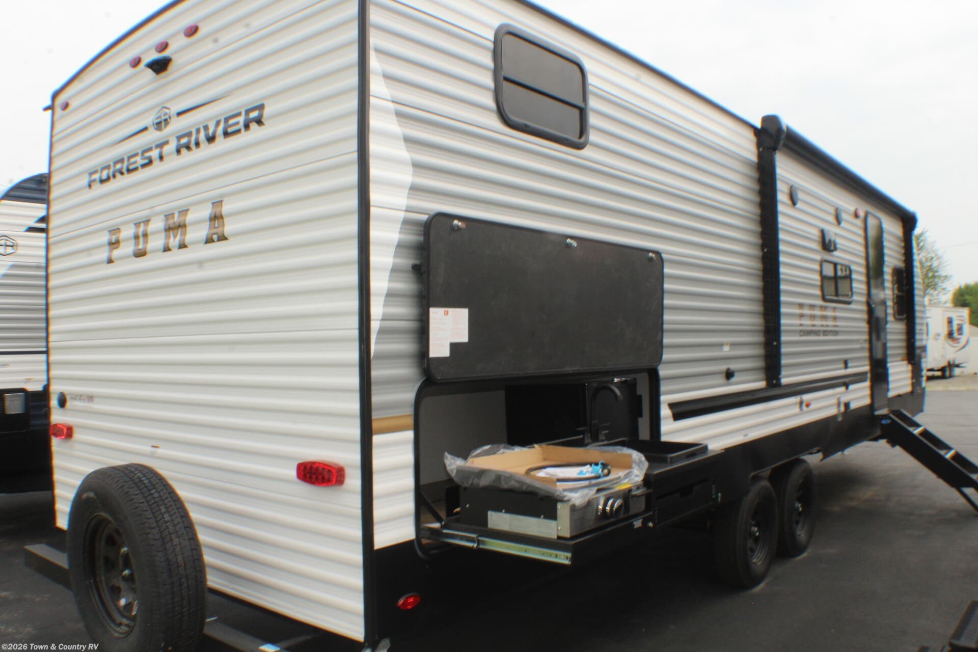 2026 Puma 304BHCE by Palomino from Town & Country RV in Clyde, Ohio