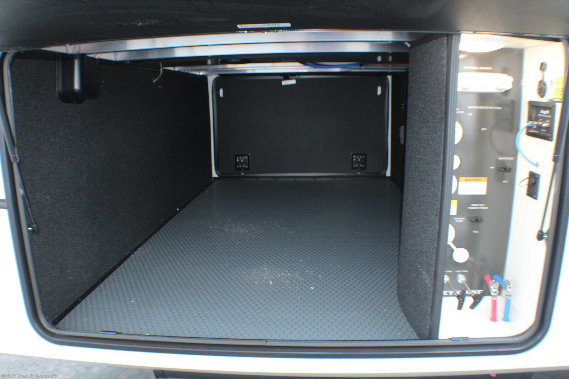 2026 325RK by Keystone from Town & Country RV in Clyde, Ohio