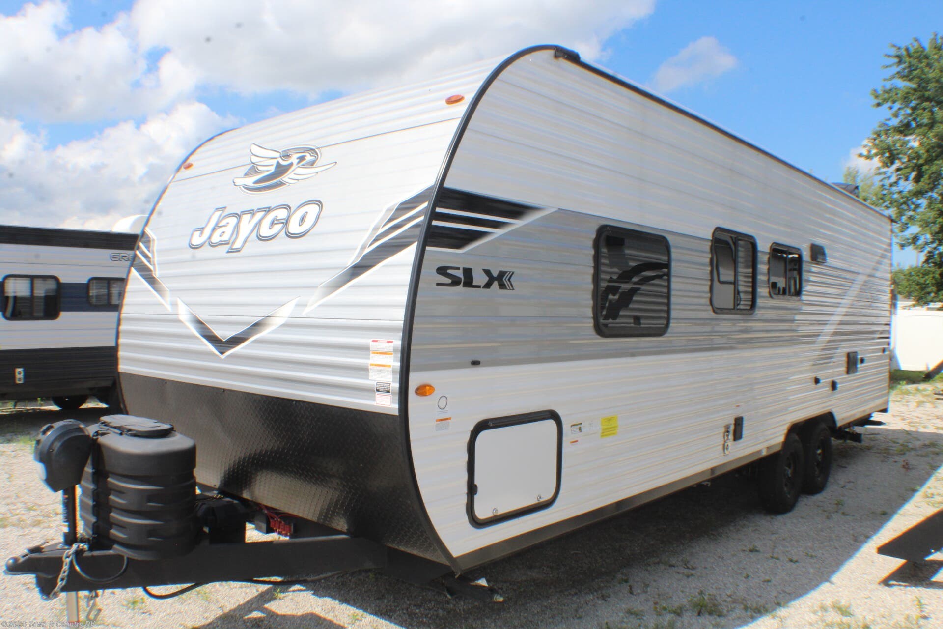 2025 Jayco Jay Flight SLX 260BH - Used Travel Trailer For Sale by Town & Country RV in Clyde, Ohio