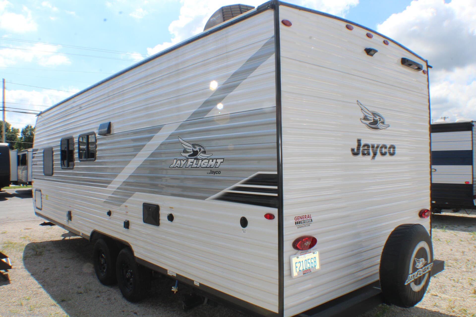 2025 Jay Flight SLX 260BH by Jayco from Town & Country RV in Clyde, Ohio