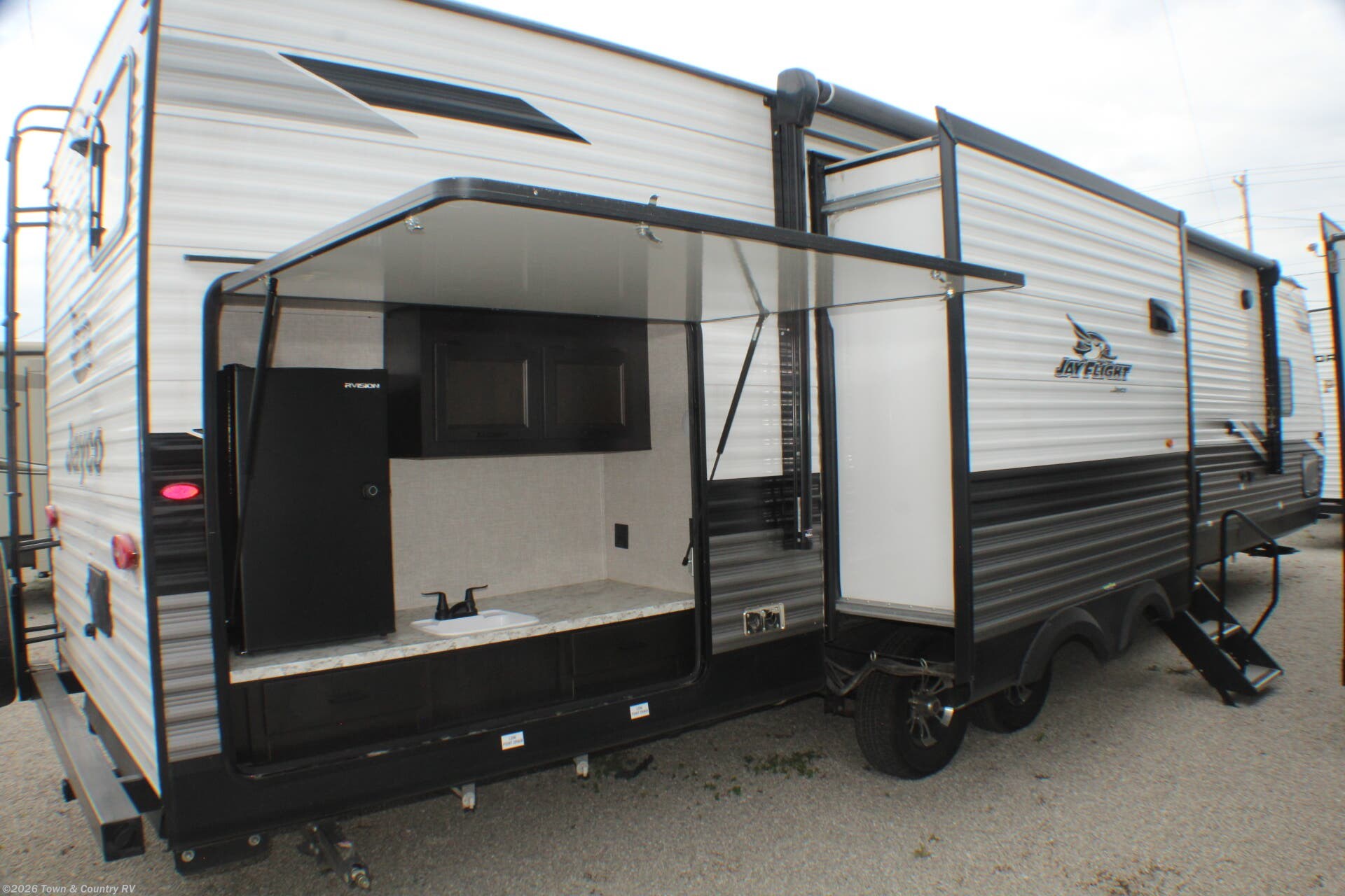2022 Jay Flight 33RBTS by Jayco from Town & Country RV in Clyde, Ohio