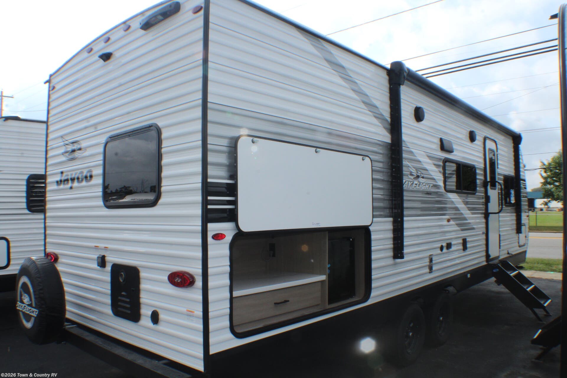 2026 Jay Flight SLX 261BHS by Jayco from Town & Country RV in Clyde, Ohio