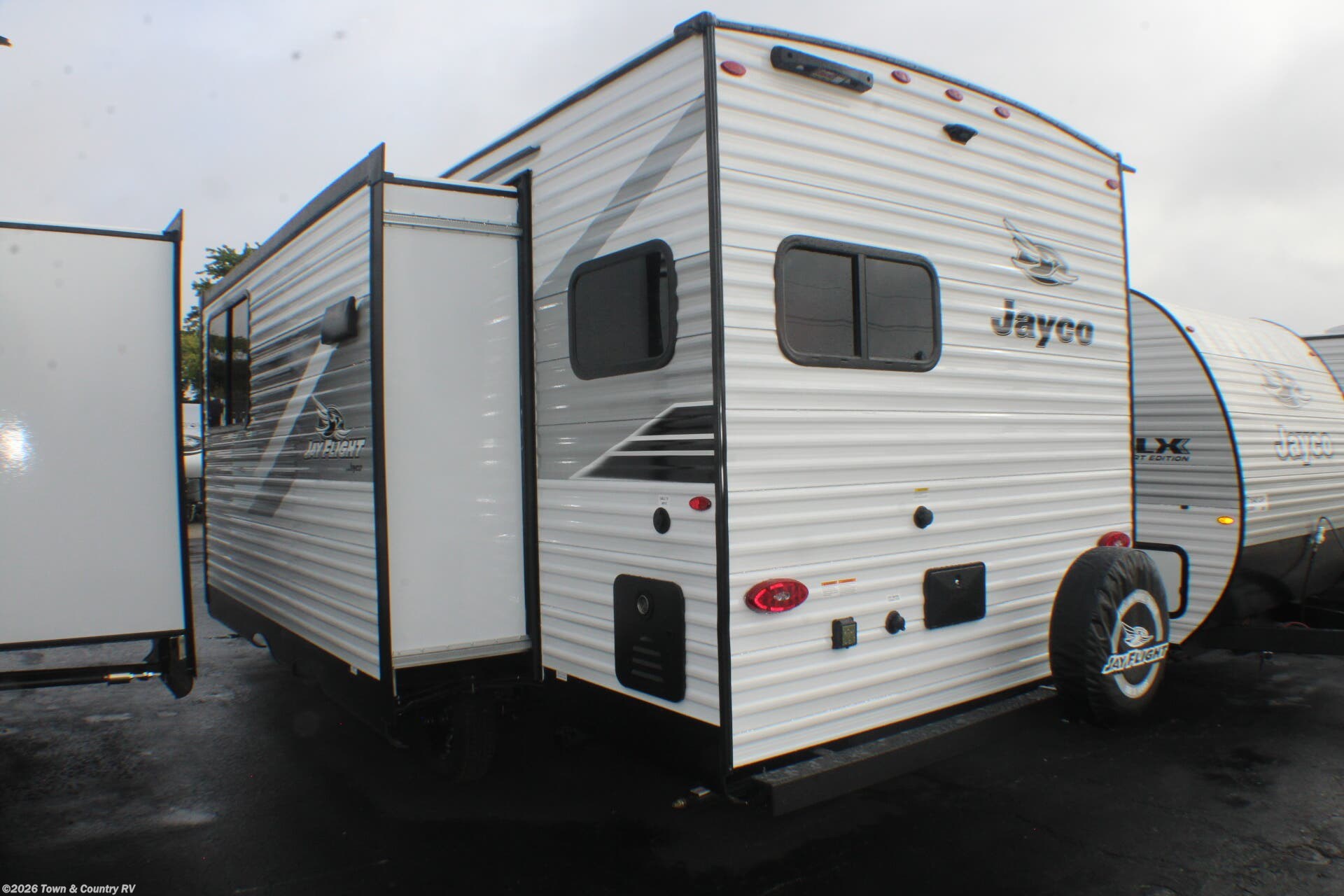 2026 Jayco Jay Flight SLX 225MLS - New Travel Trailer For Sale by Town & Country RV in Clyde, Ohio