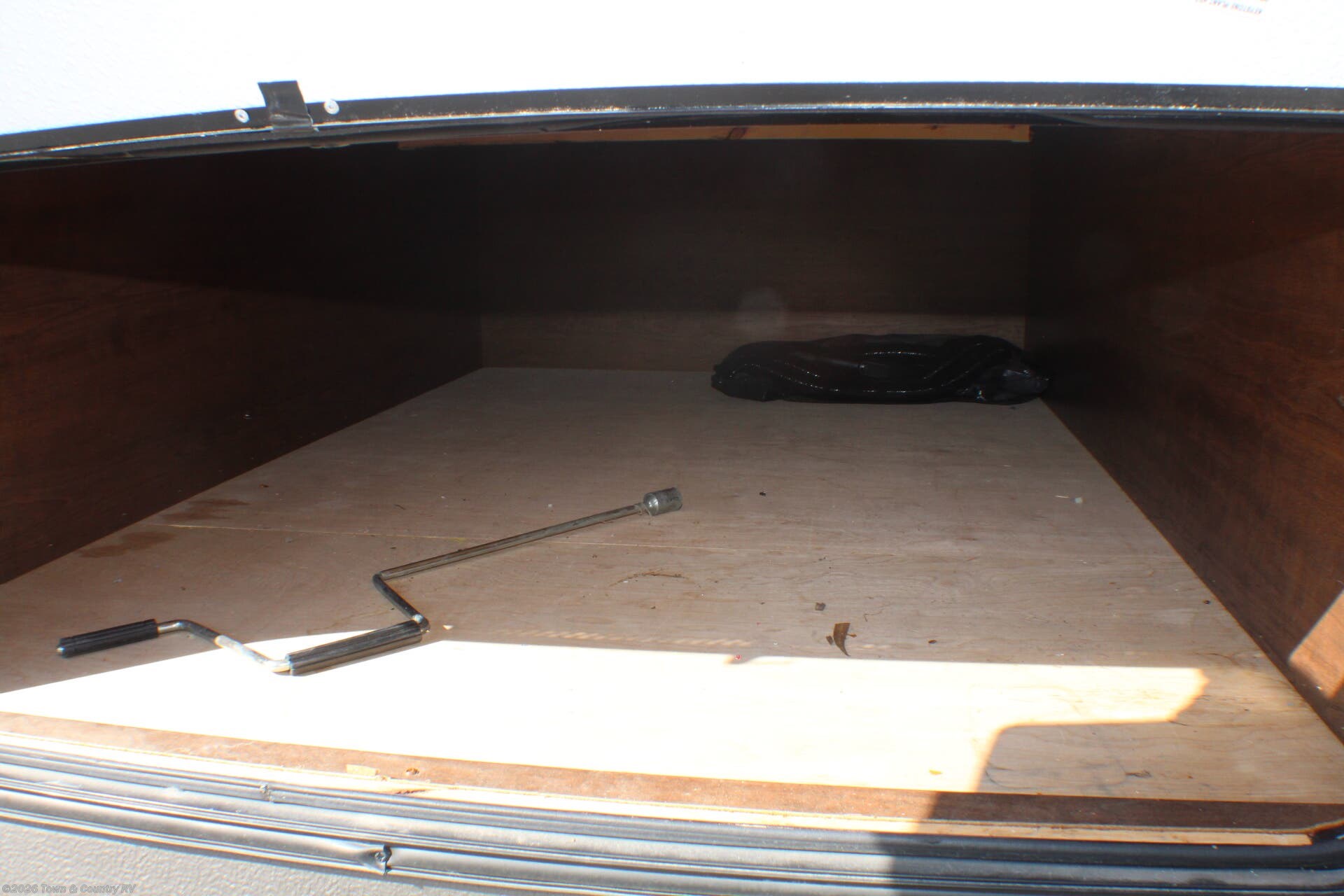 2016 Keystone Retreat 39DQTS - Used Destination Trailer For Sale by Town & Country RV in Clyde, Ohio