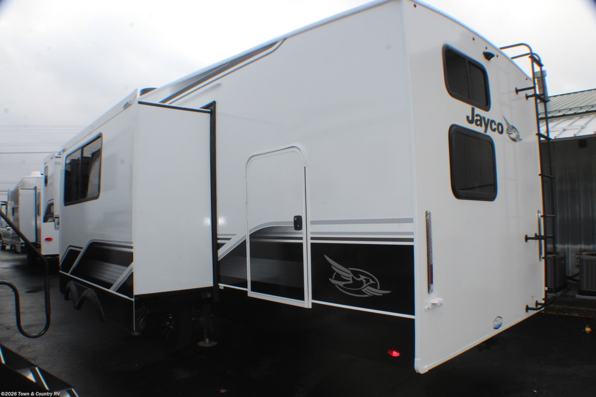 2026 Jayco Eagle HT 31QCD - New Fifth Wheel For Sale by Town & Country RV in Clyde, Ohio
