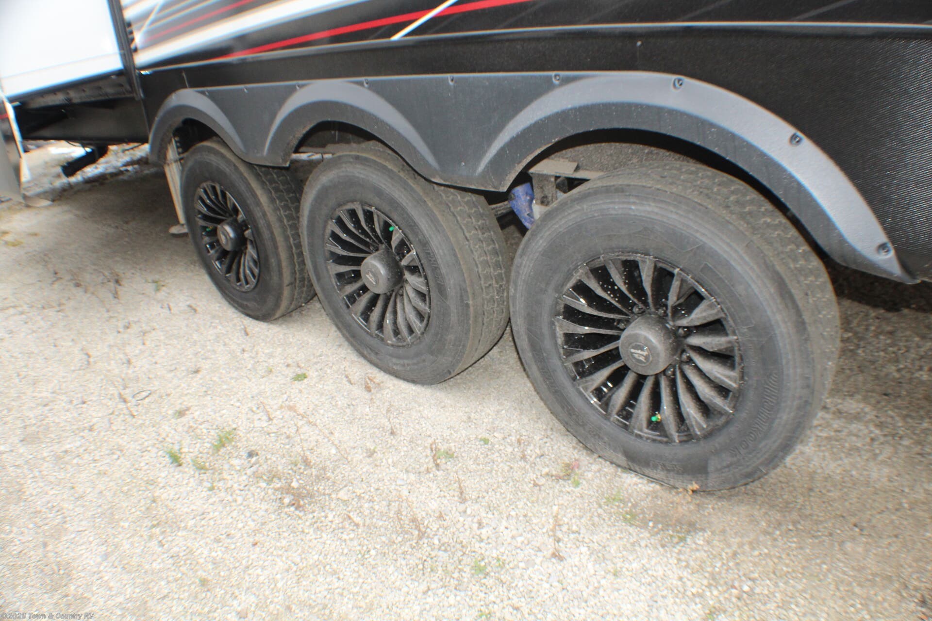 2026 Seismic 399 by Jayco from Town & Country RV in Clyde, Ohio