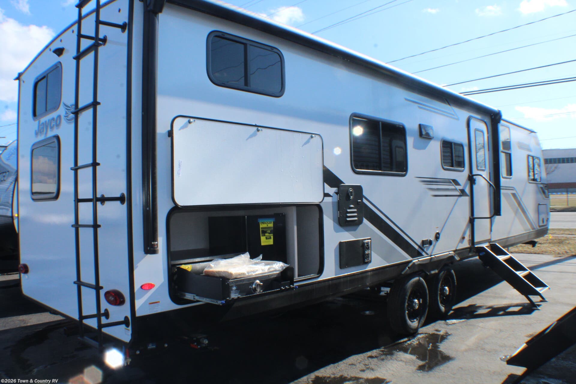 2026 Jay Feather 29QBH by Jayco from Town & Country RV in Clyde, Ohio