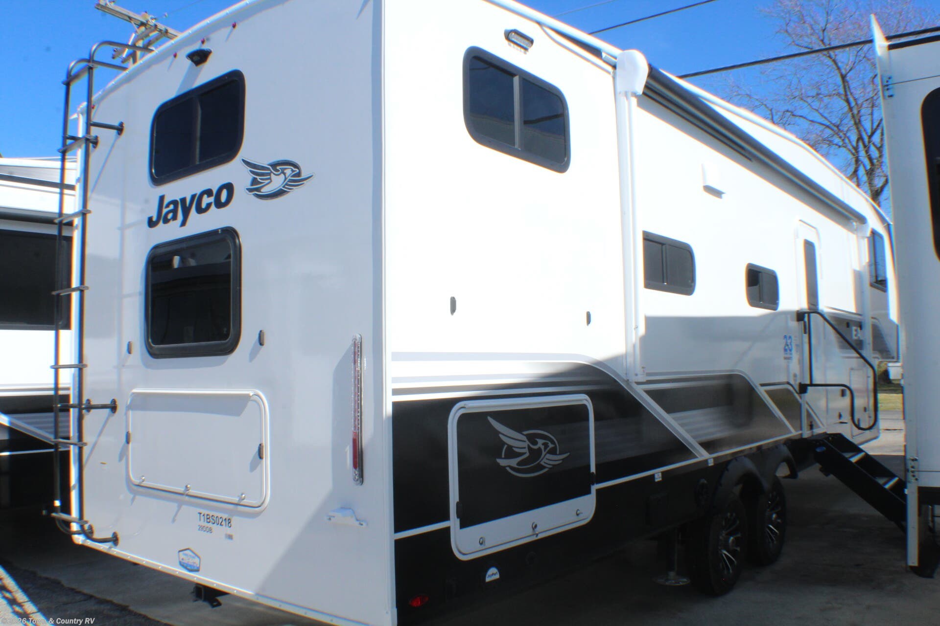 New 2026 Jayco Eagle HT 29DDB available in Clyde, Ohio