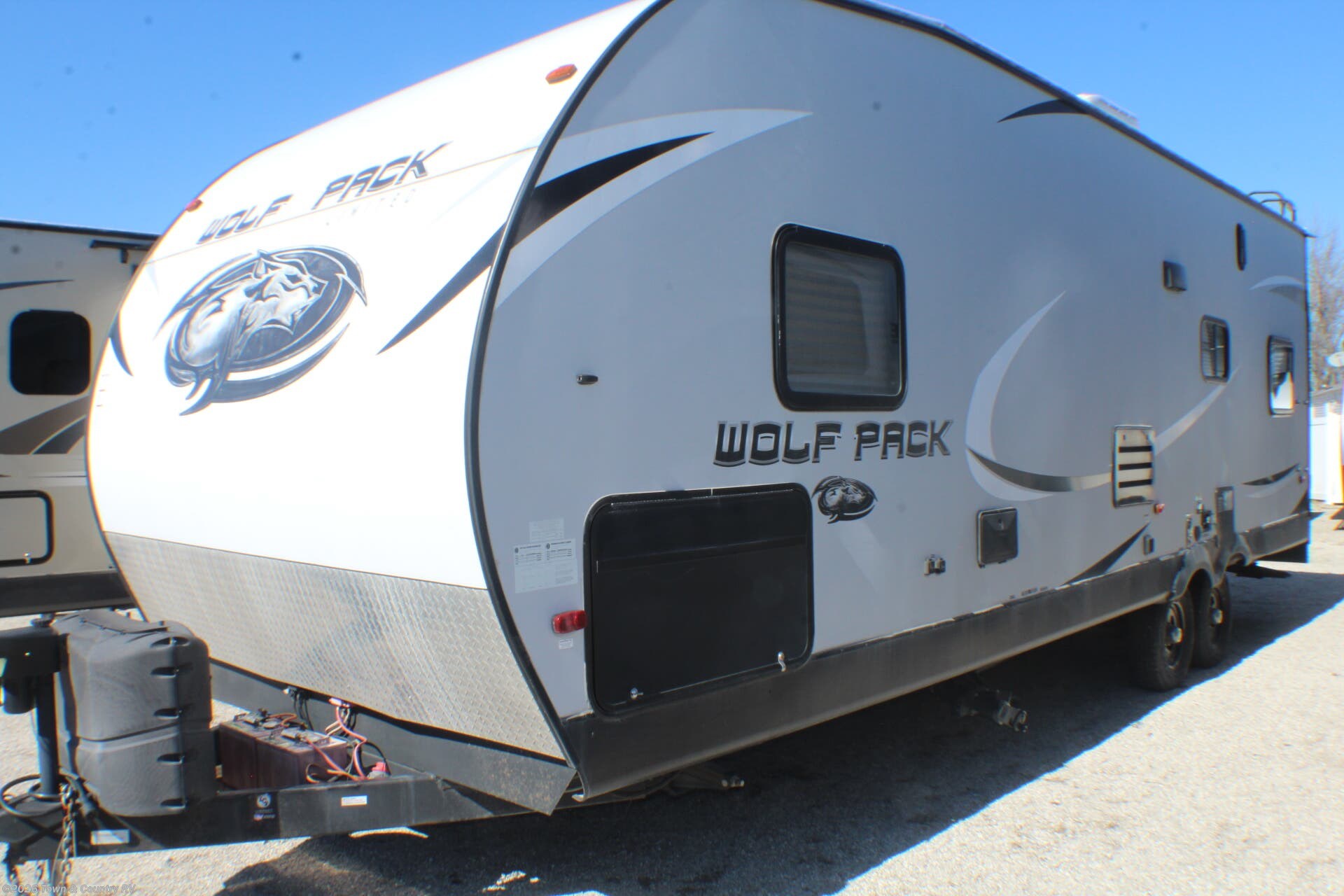 2018 Forest River Cherokee Wolf Pack 24PACK14 - Used Toy Hauler For Sale by Town & Country RV in Clyde, Ohio