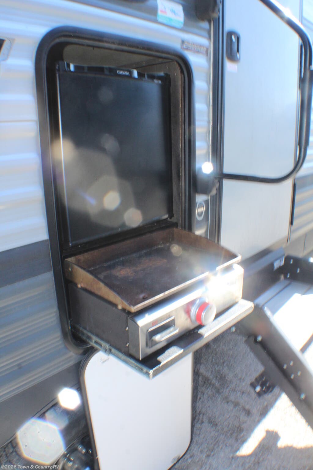 Used 2021 Forest River Salem 29VBUD available in Clyde, Ohio