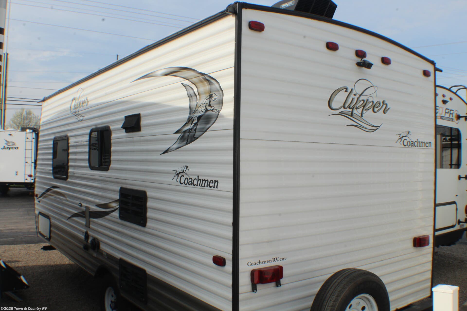 2016 Clipper 17FQ by Coachmen from Town & Country RV in Clyde, Ohio