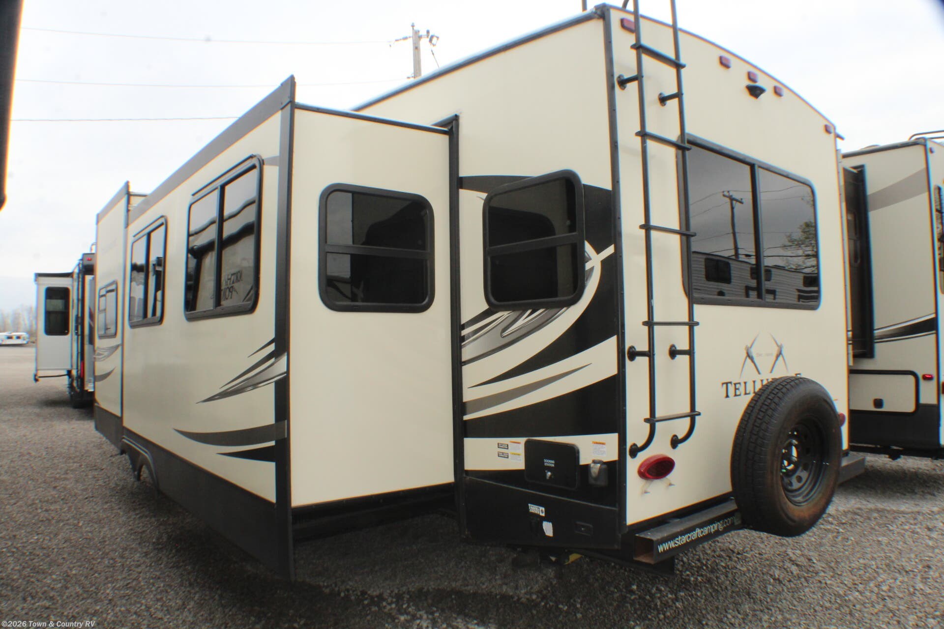 2020 Starcraft Telluride 338MBH - Used Fifth Wheel For Sale by Town & Country RV in Clyde, Ohio