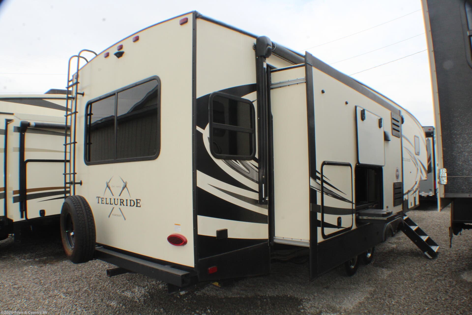 2020 Telluride 338MBH by Starcraft from Town & Country RV in Clyde, Ohio