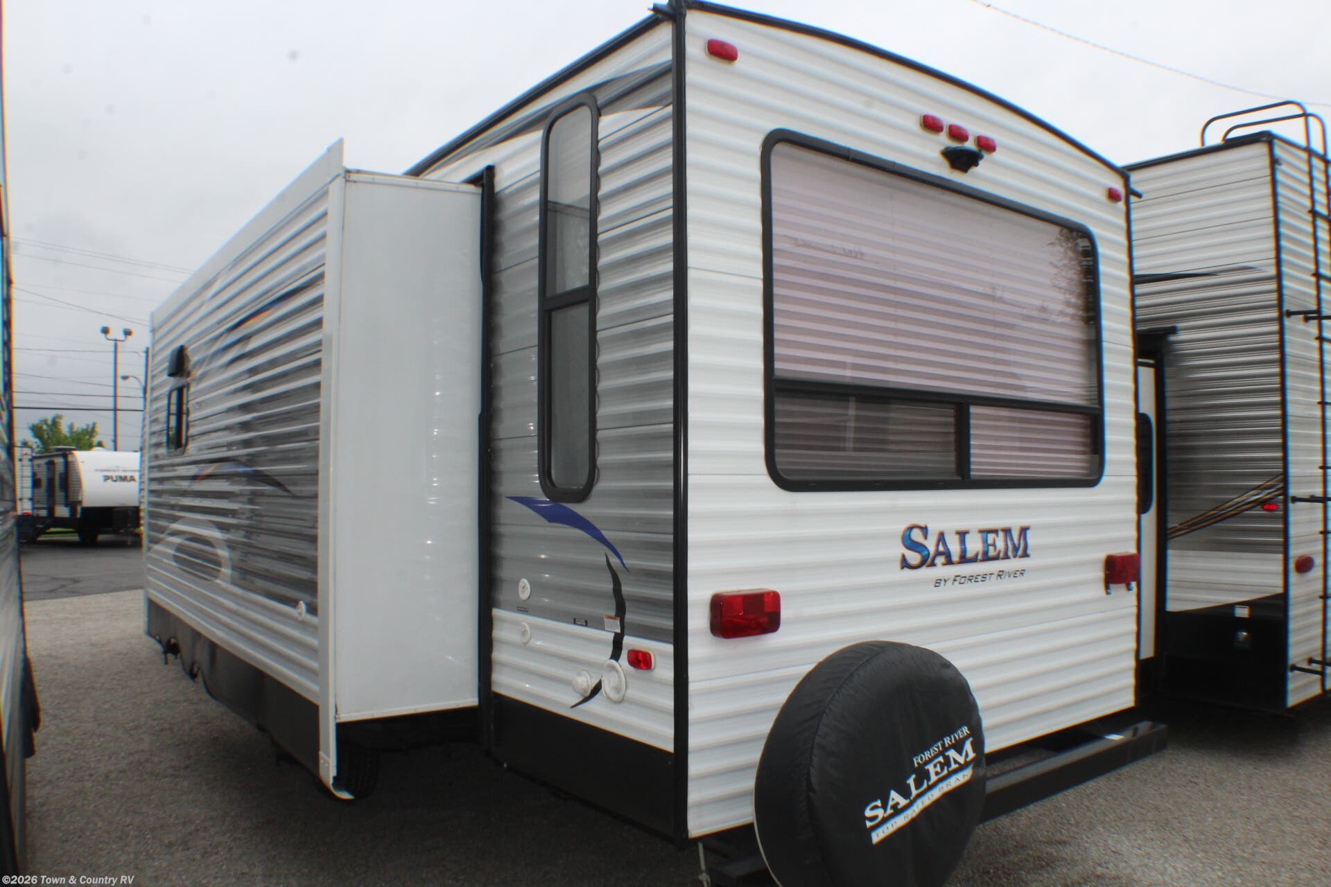 2018 Forest River Salem 27REI - Used Travel Trailer For Sale by Town & Country RV in Clyde, Ohio