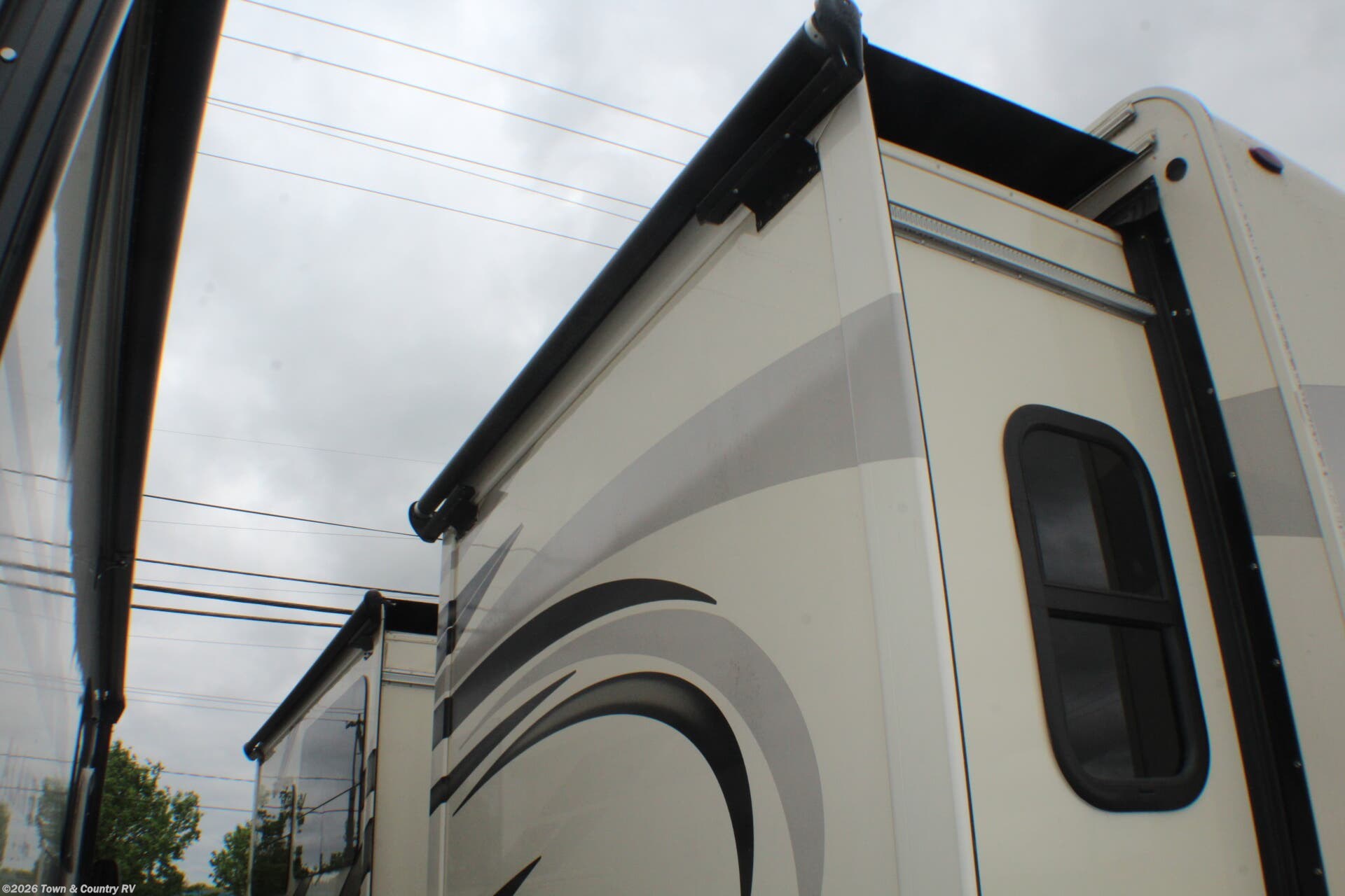 2018 A.C.E. 30.3 by Thor Motor Coach from Town & Country RV in Clyde, Ohio