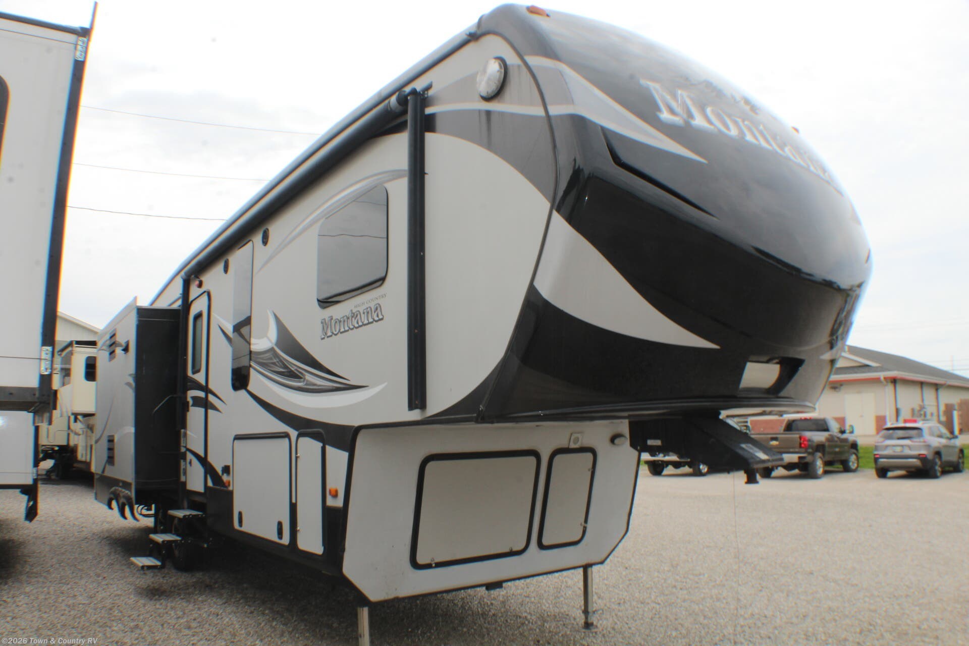 Used 2015 Keystone Montana High Country 305RL available in Clyde, Ohio