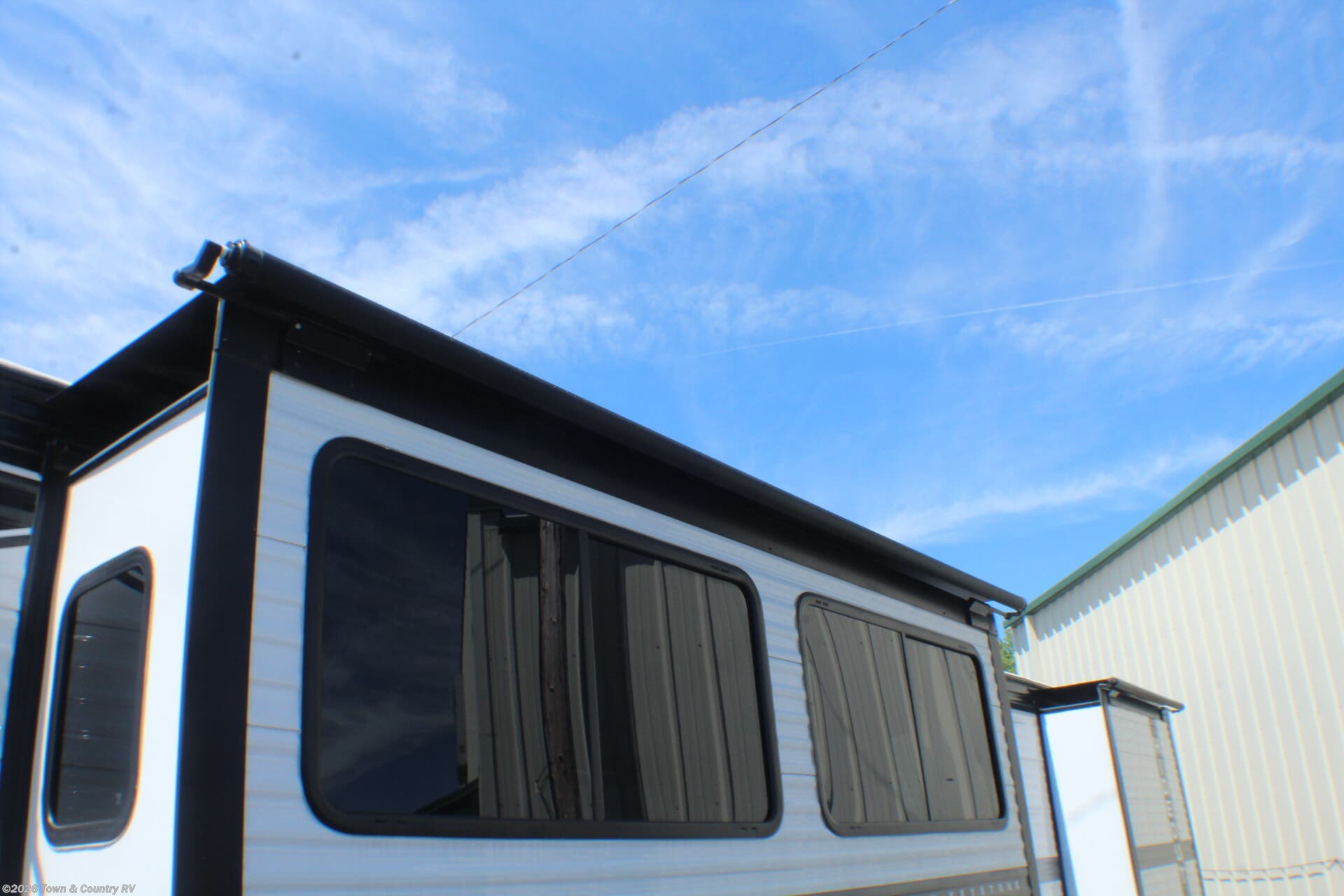 2022 Keystone Hideout 34FKDS - Used Travel Trailer For Sale by Town & Country RV in Clyde, Ohio