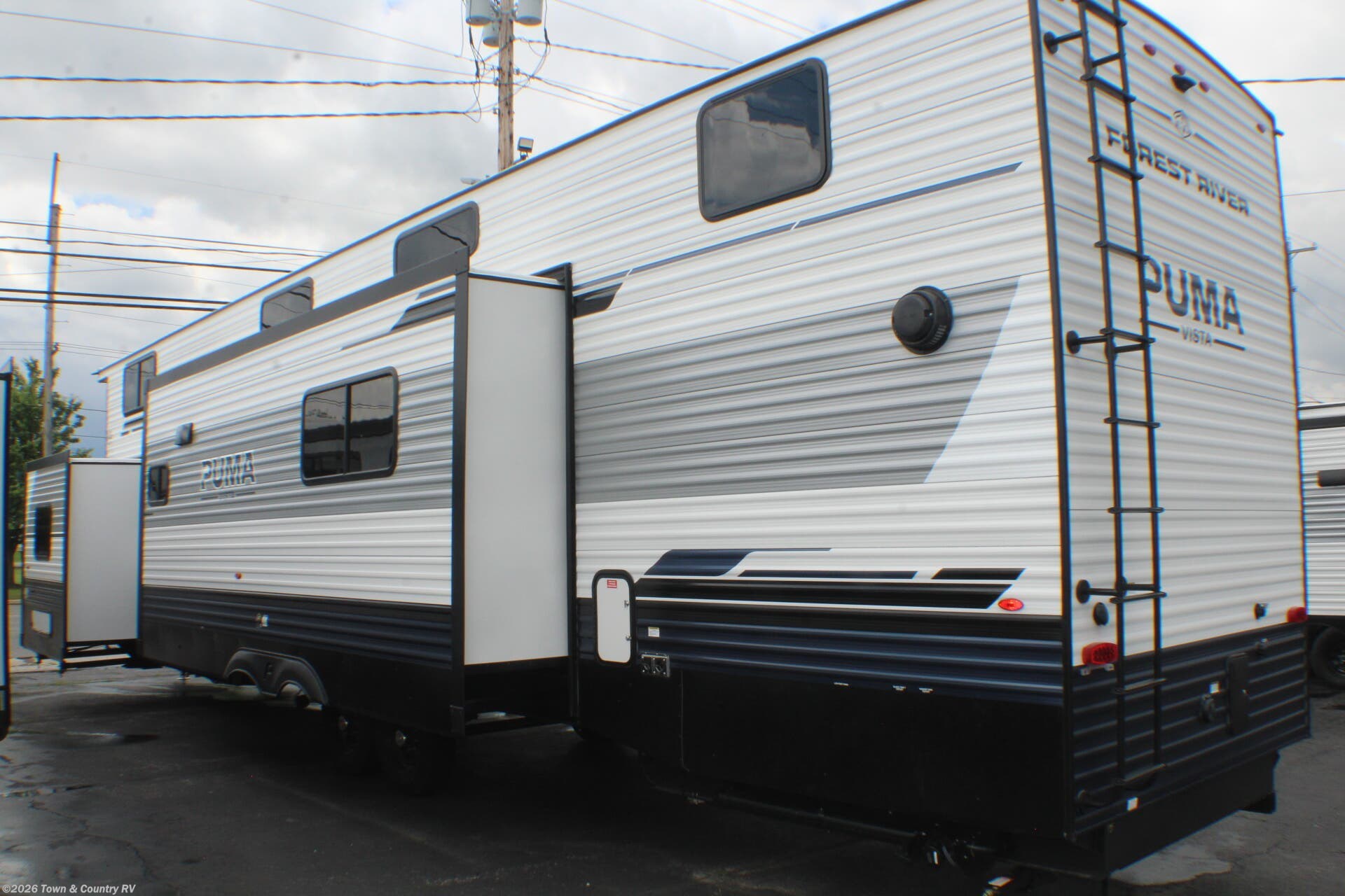 2027 Puma 420LFT by Palomino from Town & Country RV in Clyde, Ohio