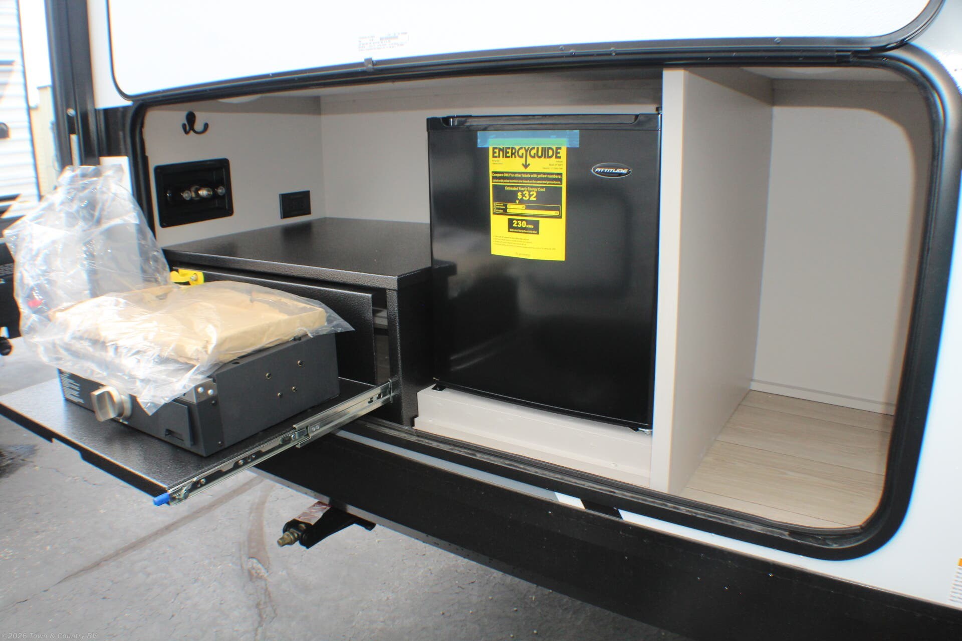 New 2027 Jayco Jay Feather 29QBH available in Clyde, Ohio