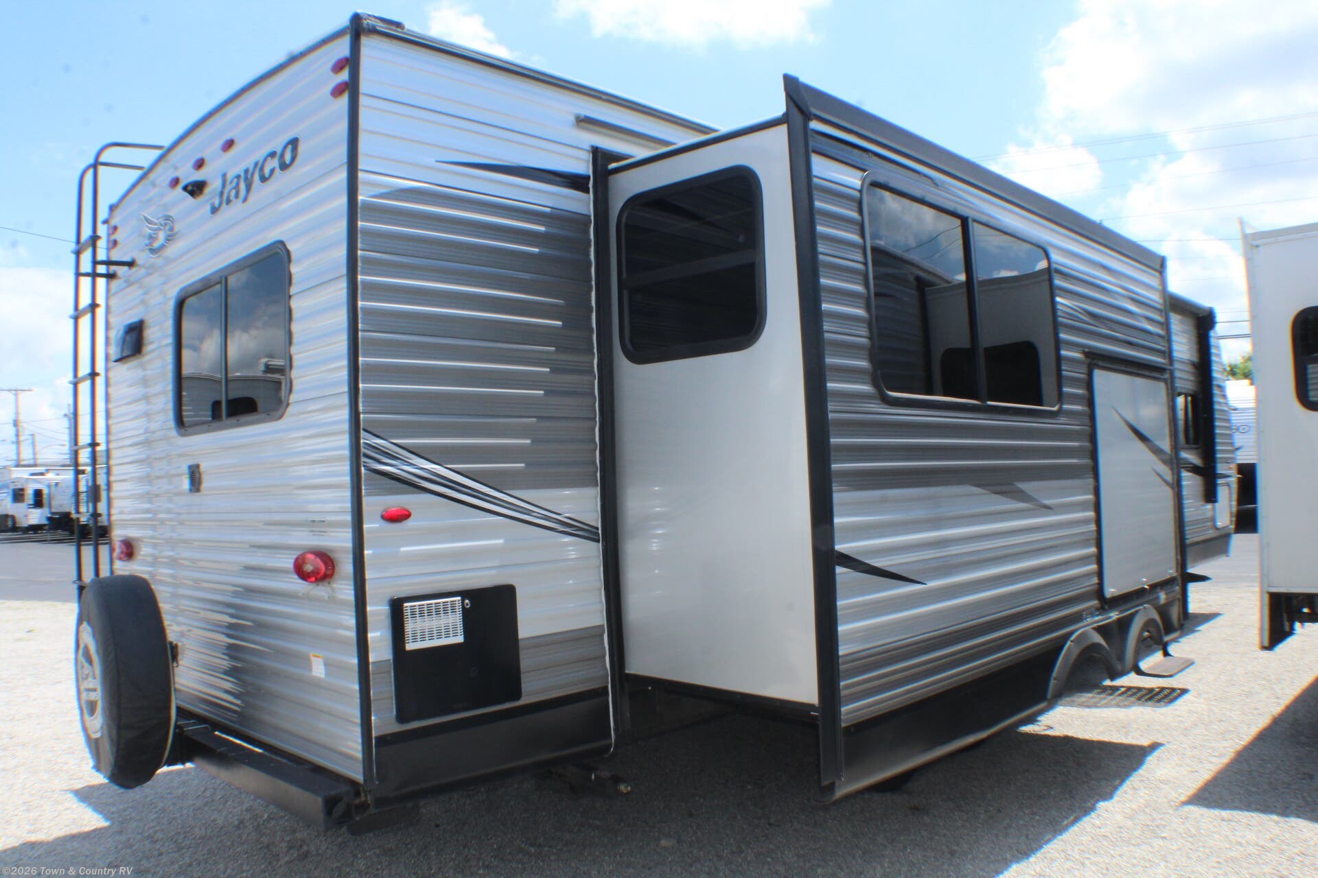 2021 Jay Flight 31MLS by Jayco from Town & Country RV in Clyde, Ohio