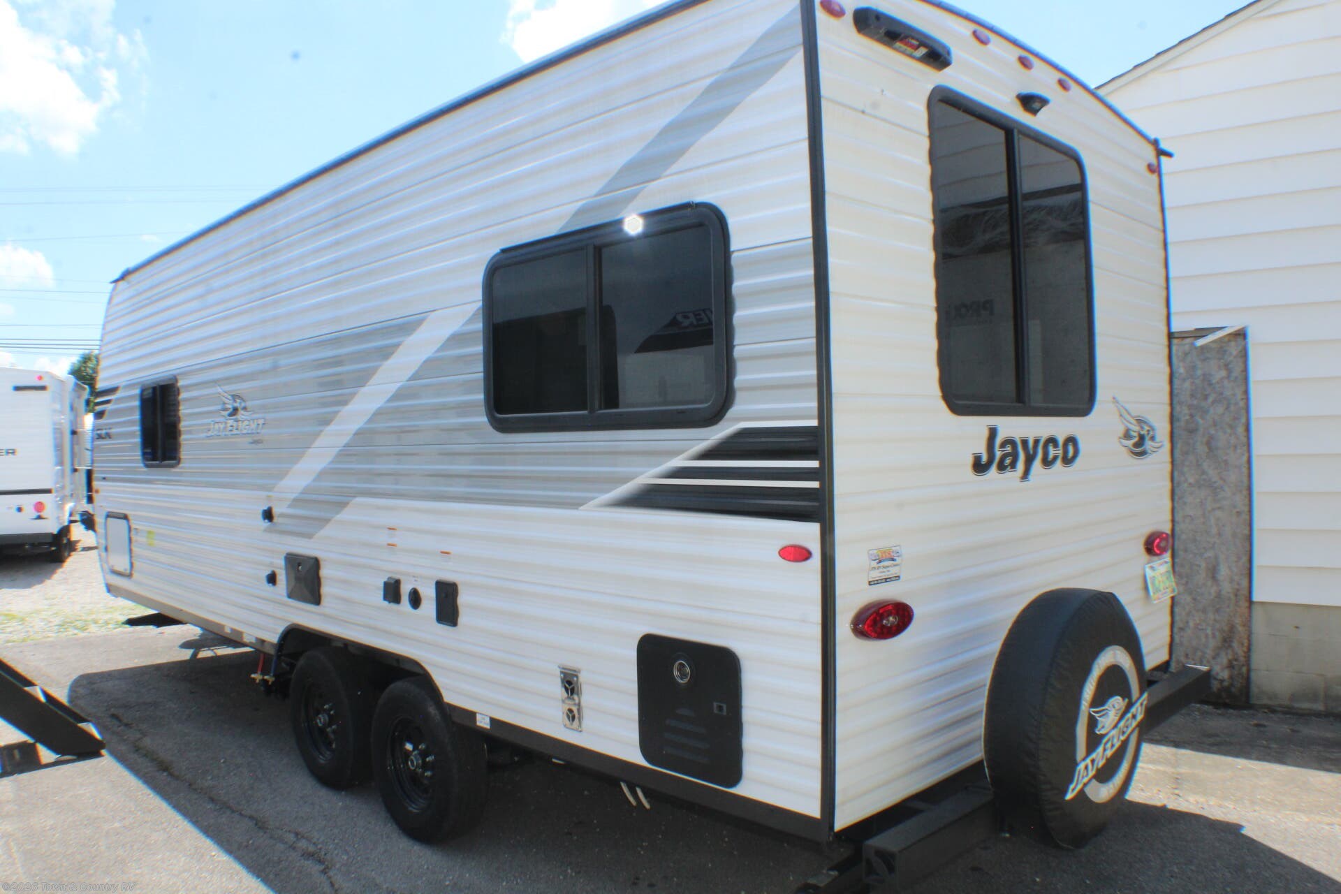 2025 Jay Flight 210QB by Jayco from Town & Country RV in Clyde, Ohio