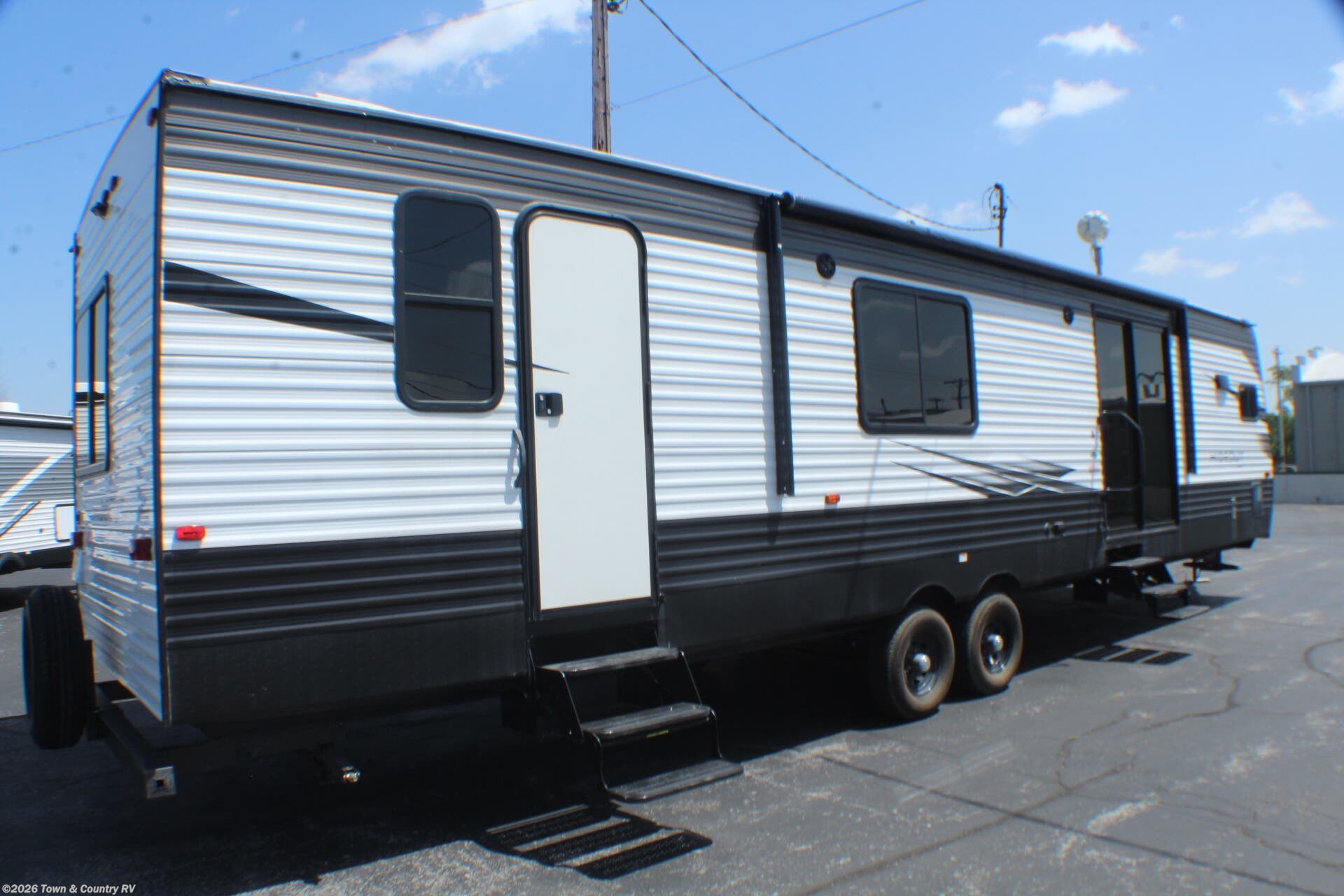 Used 2021 Keystone Hideout 38FKTS available in Clyde, Ohio