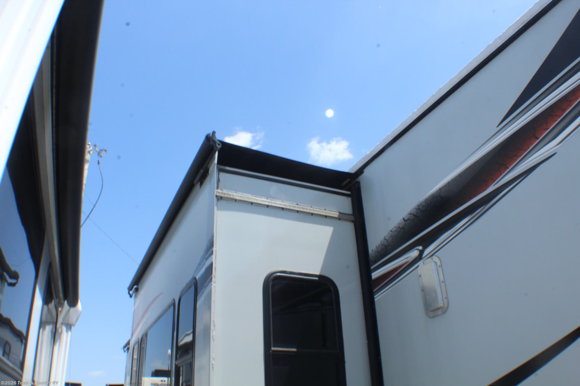 2013 Elevation 3410 by CrossRoads from Town & Country RV in Clyde, Ohio